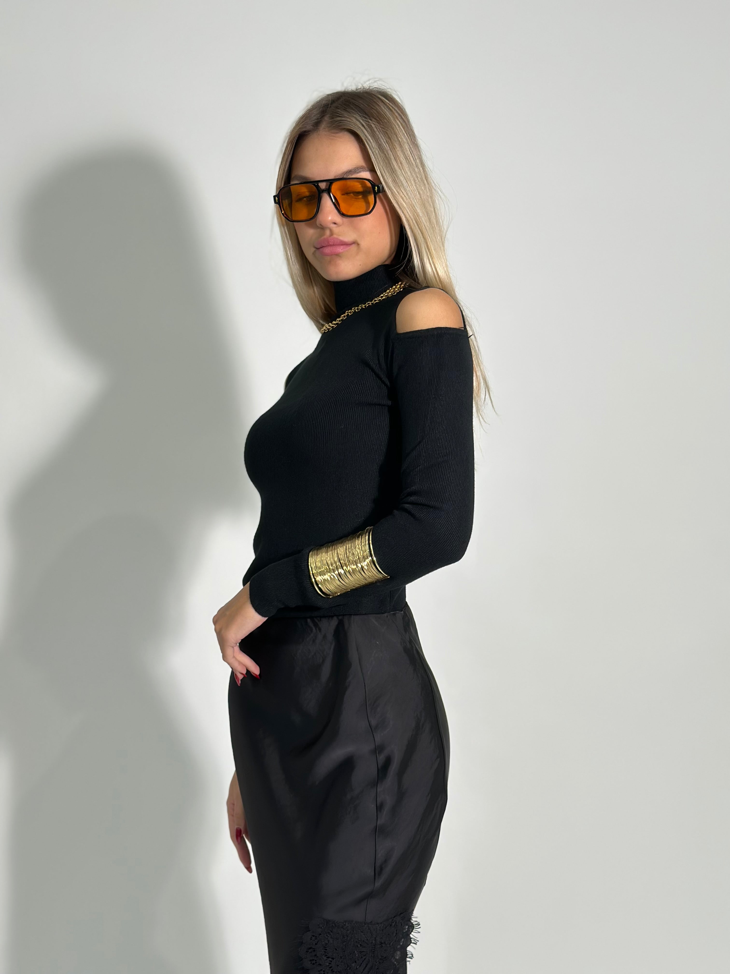 Maglia spalla cut out 8096 3+1 OMAGGIO