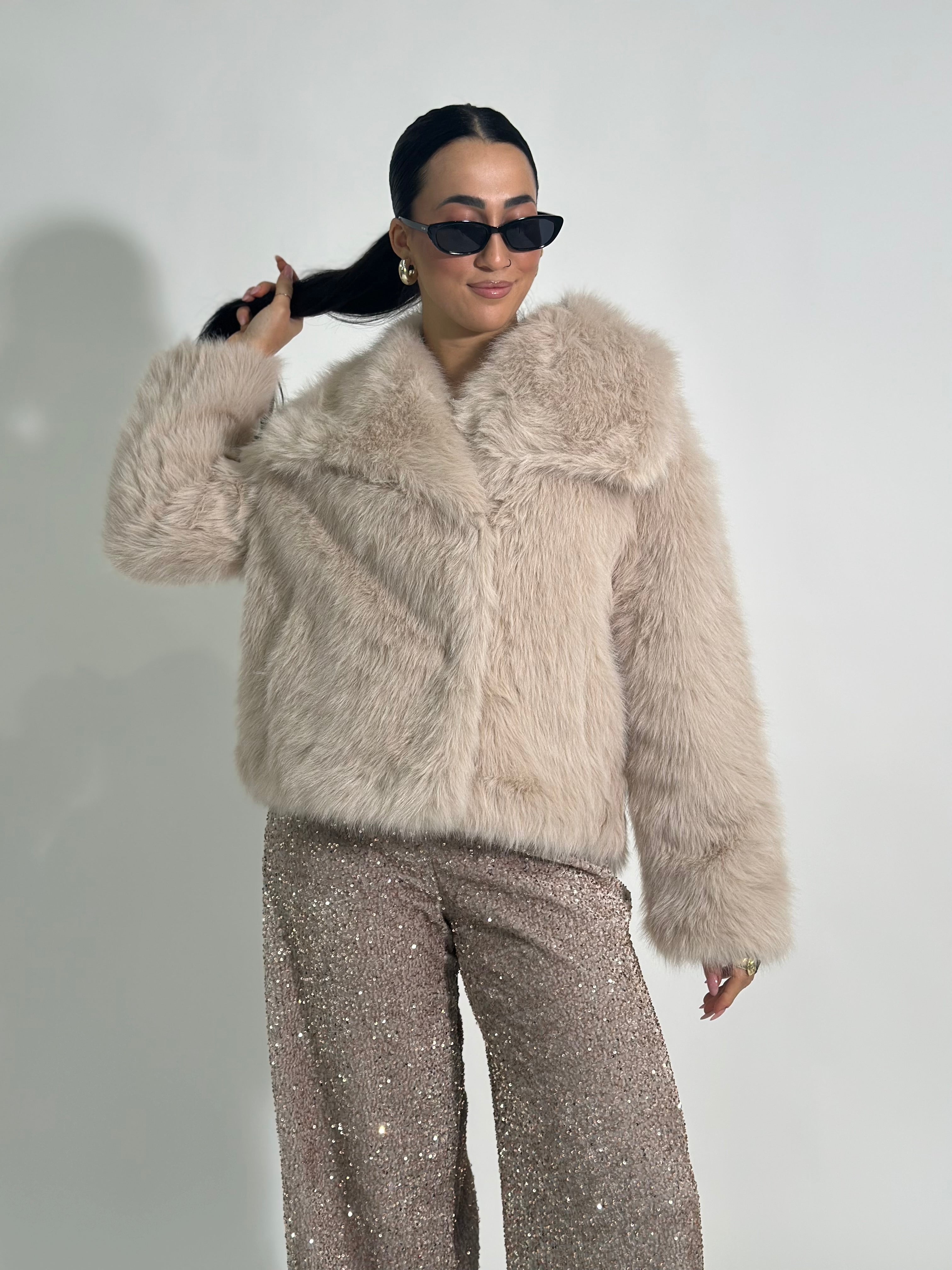 Pelliccia Y0238 PANNA