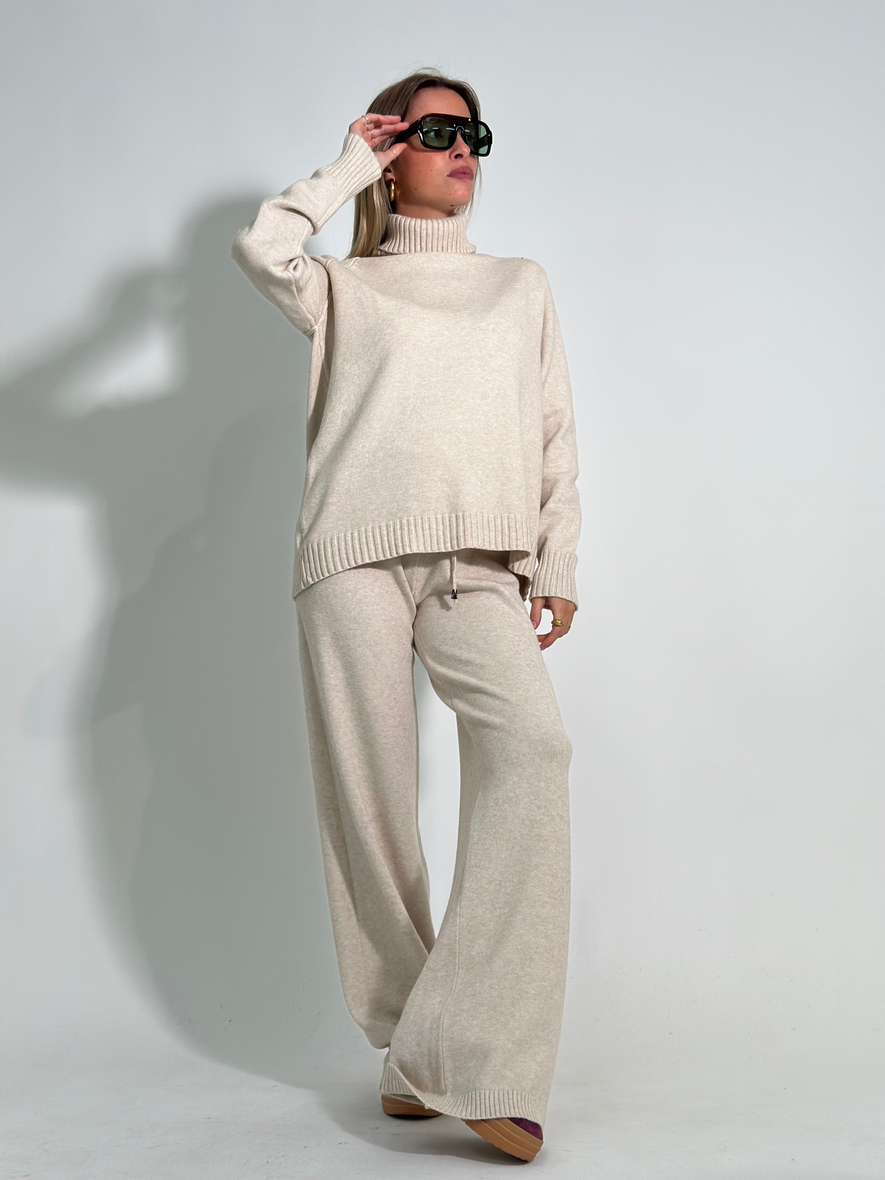 Completo maglia C681A 3+1 OMAGGIO