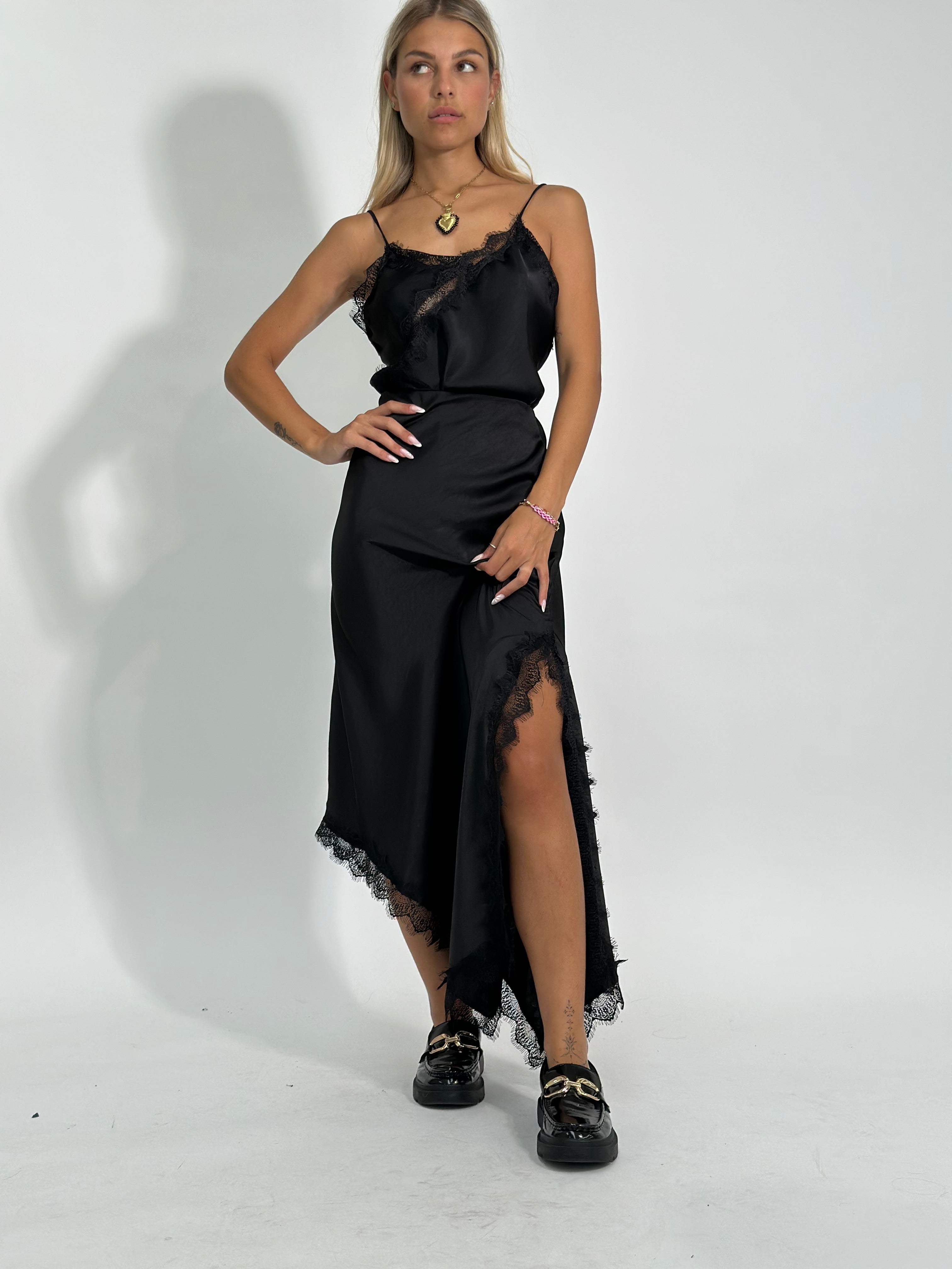 Gonna satin pizzo 19650 NERO