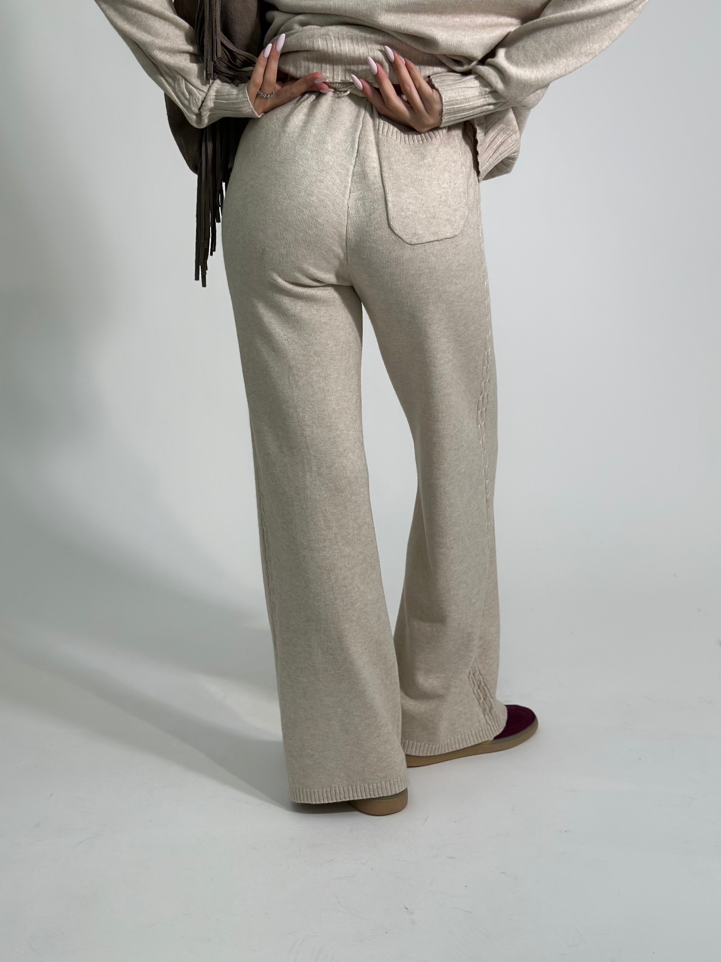 Completo maglia trecce C679 3+1 OMAGGIO