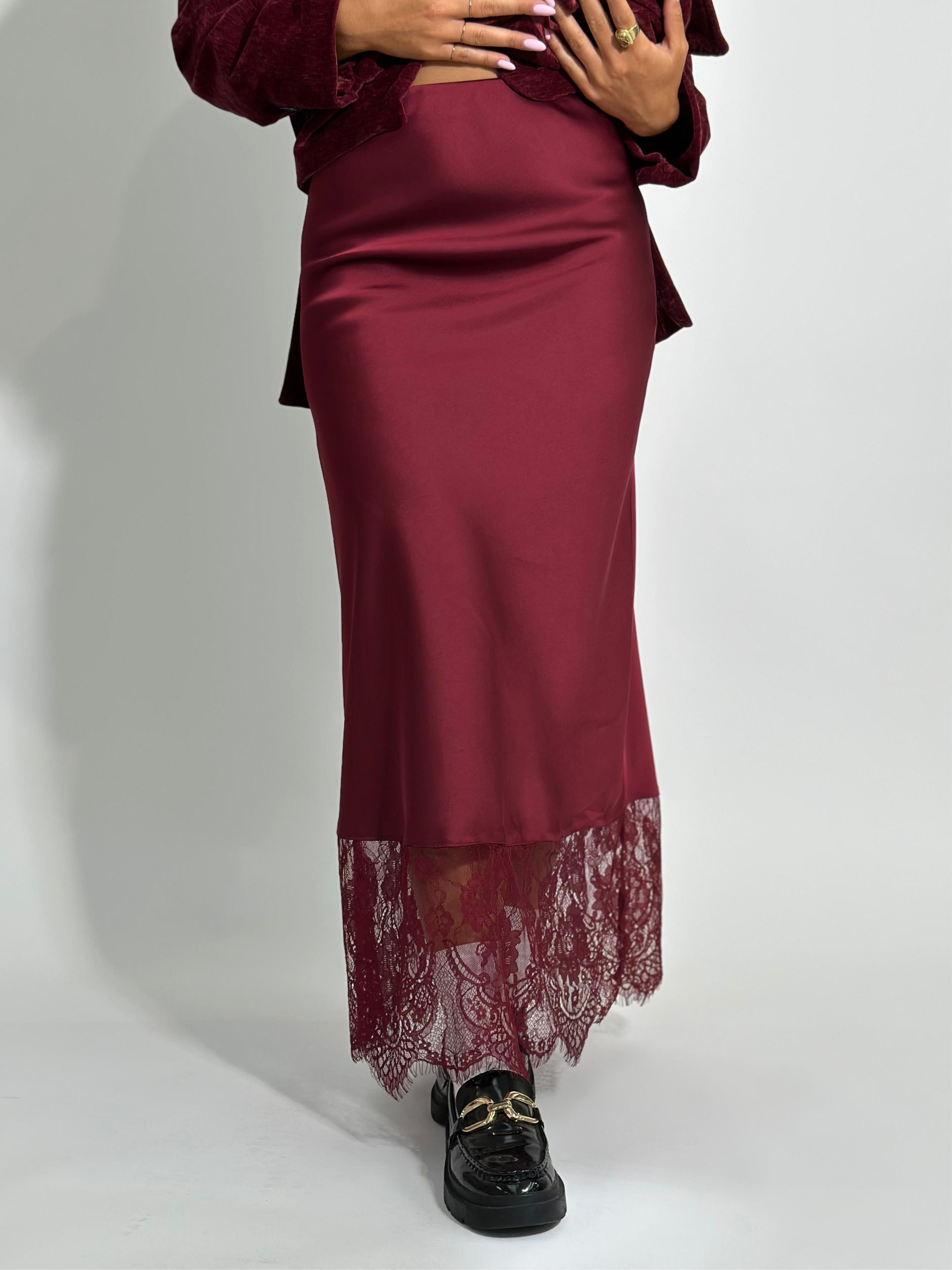 Gonna satin pizzo 4169 BORDO'
