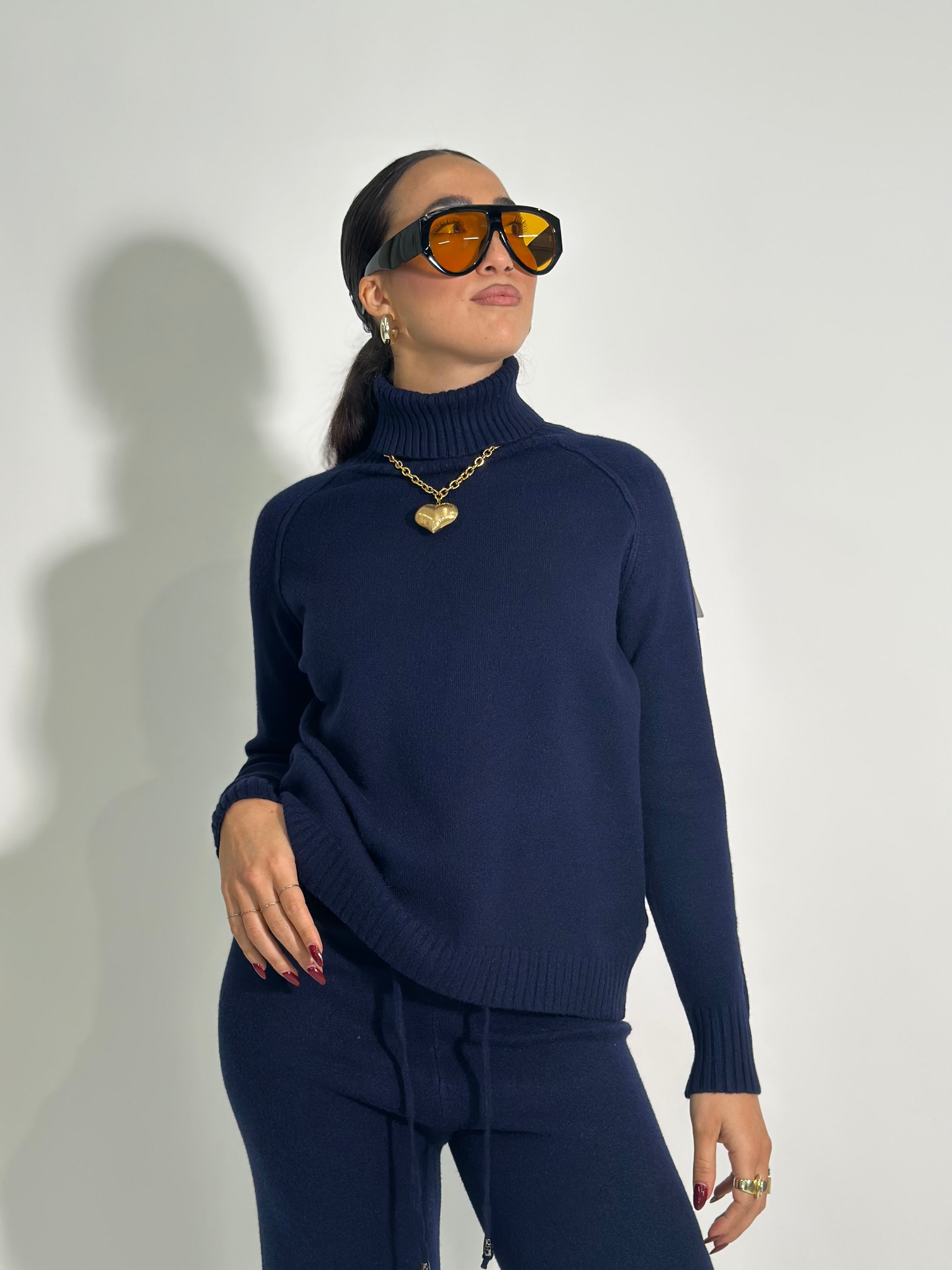 Completo maglia C681A 3+1 OMAGGIO