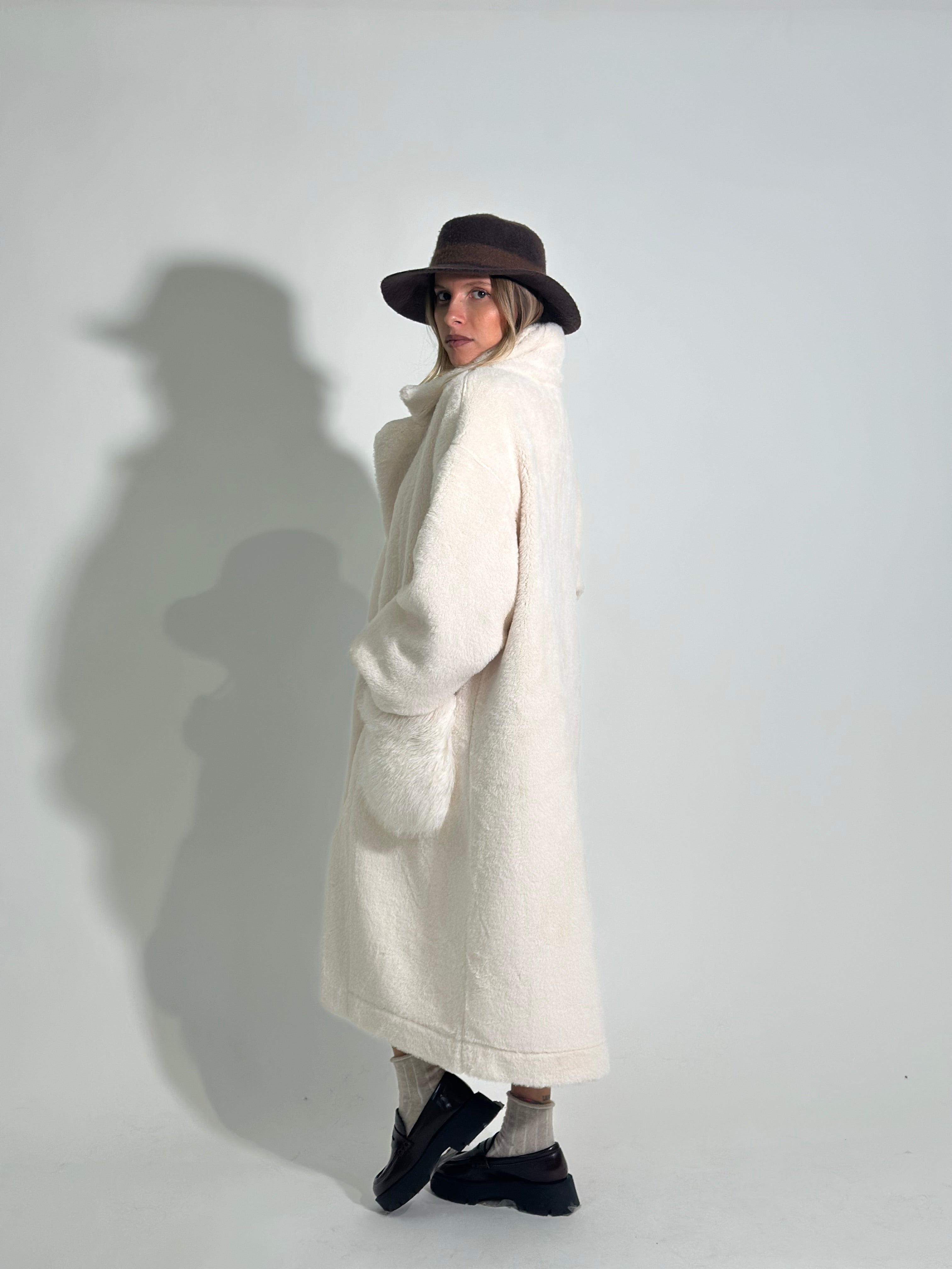 Cappotto fluffy 23028 PANNA