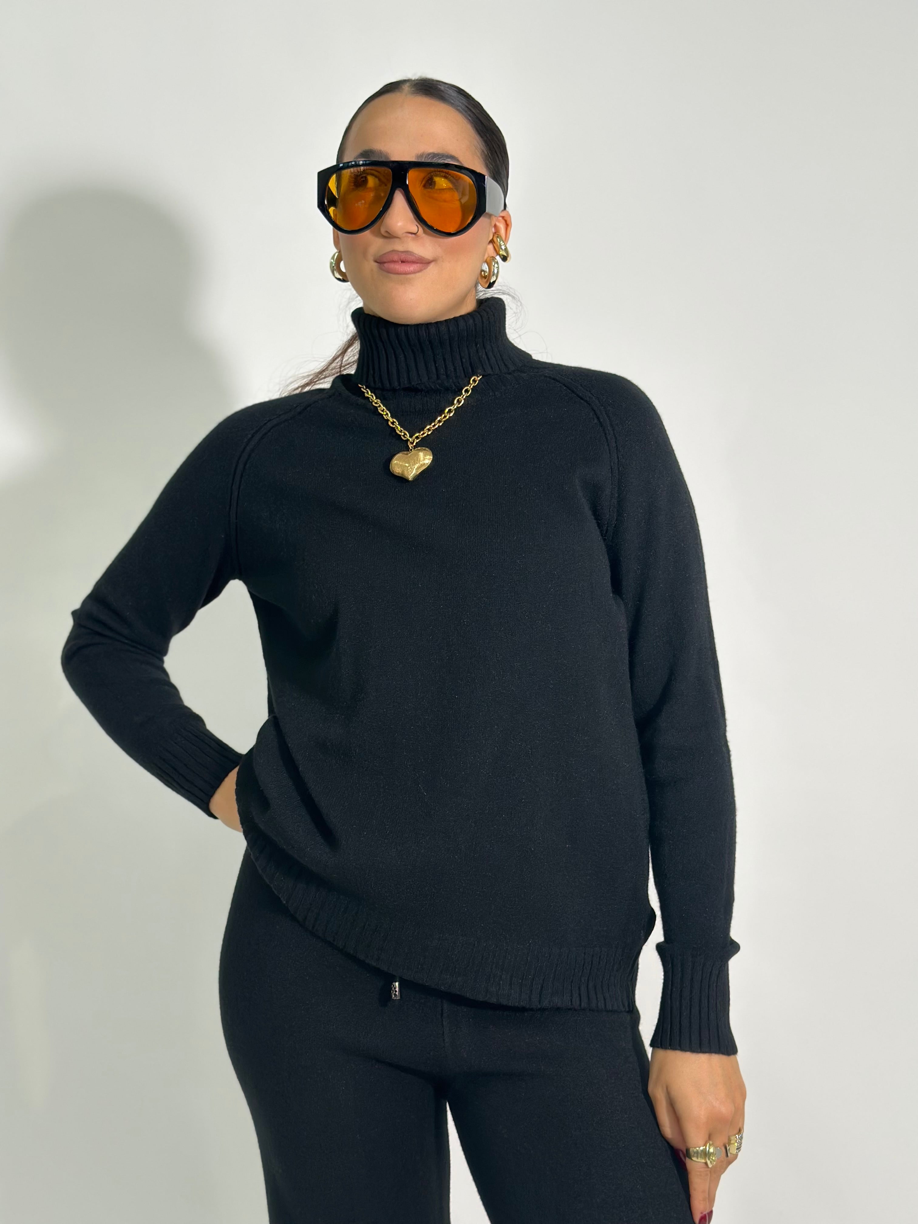 Completo maglia C681A 3+1 OMAGGIO