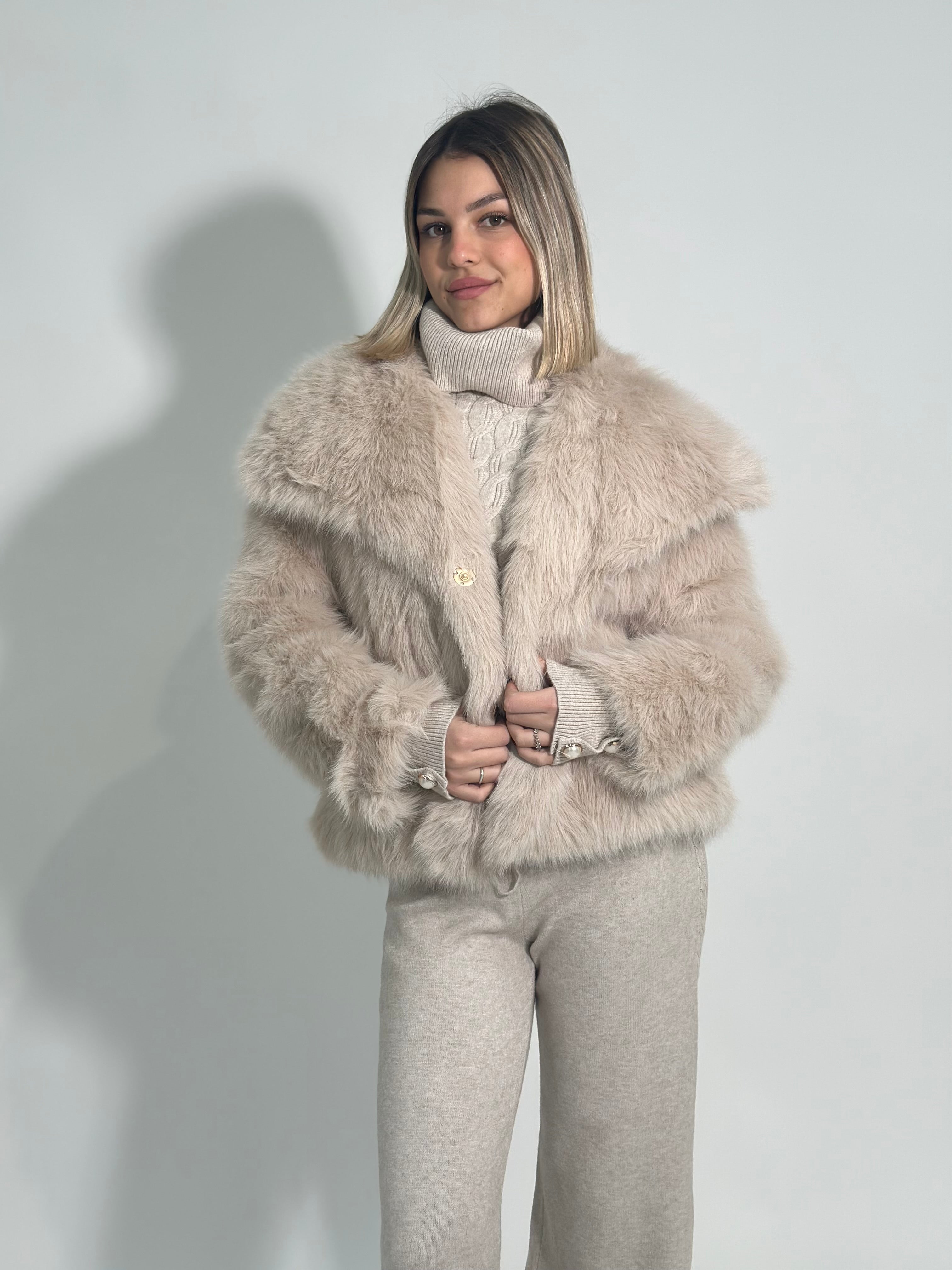 Pelliccia Y0238 PANNA