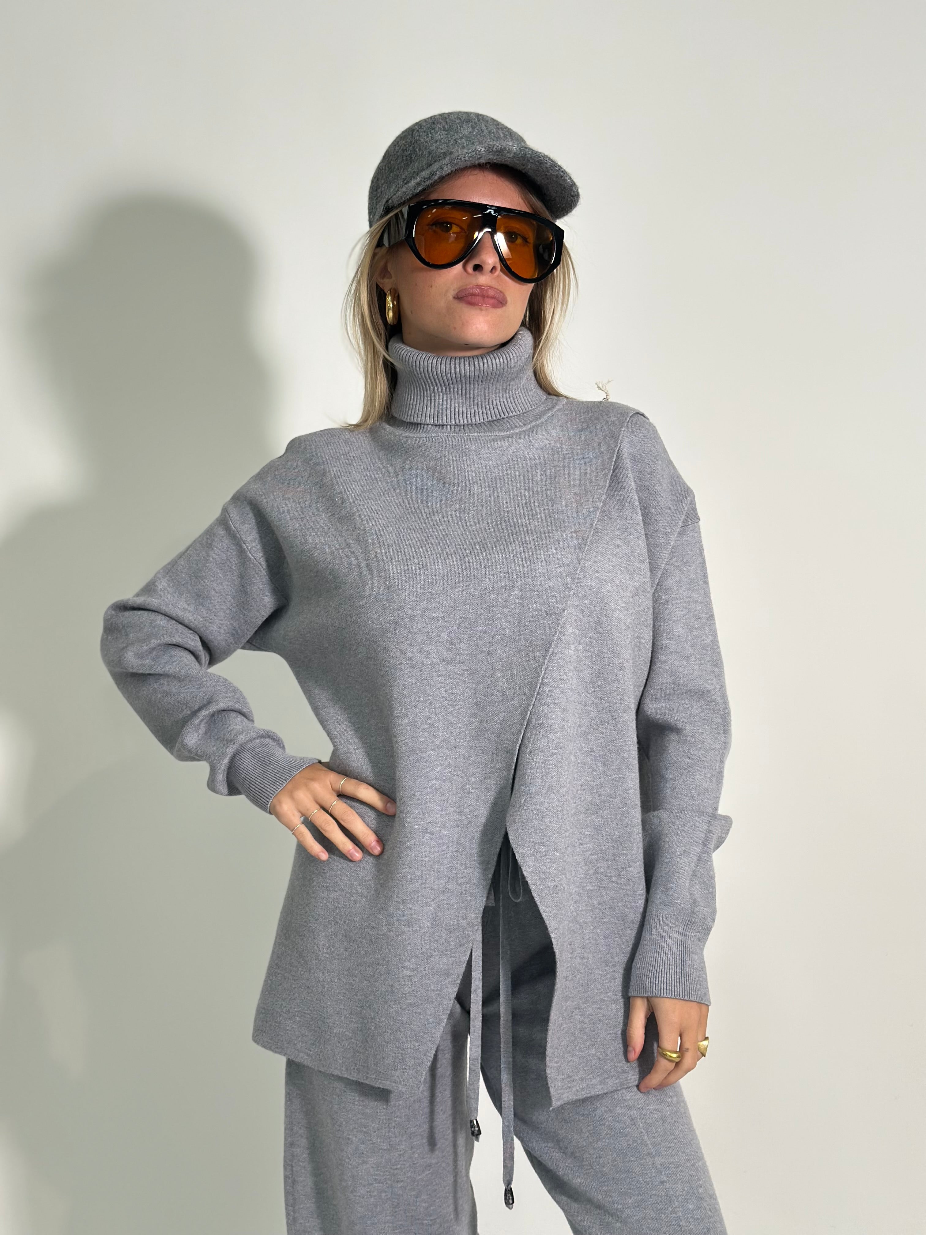 Completo maglia spacco C682A 3+1 OMAGGIO