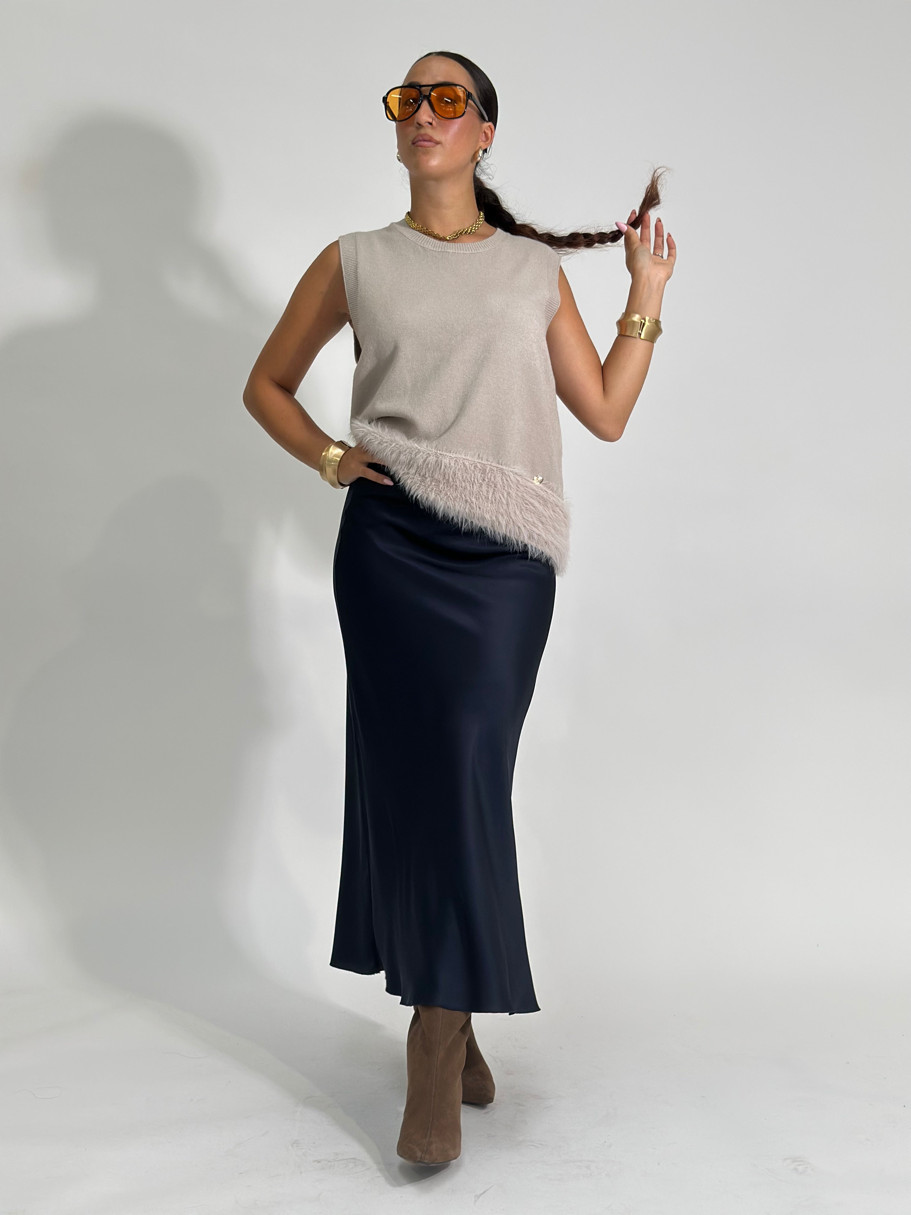 Maglia smanicata J28116 TAUPE
