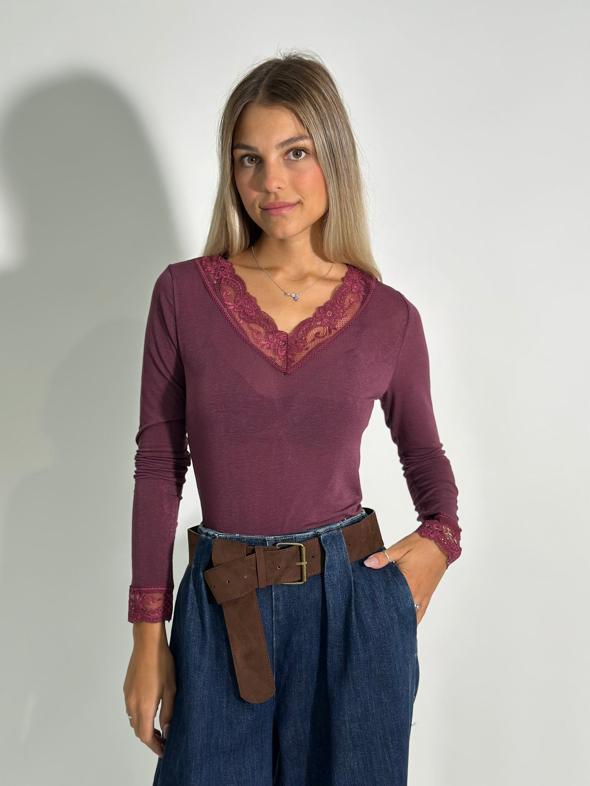 Light cashmere pizzo