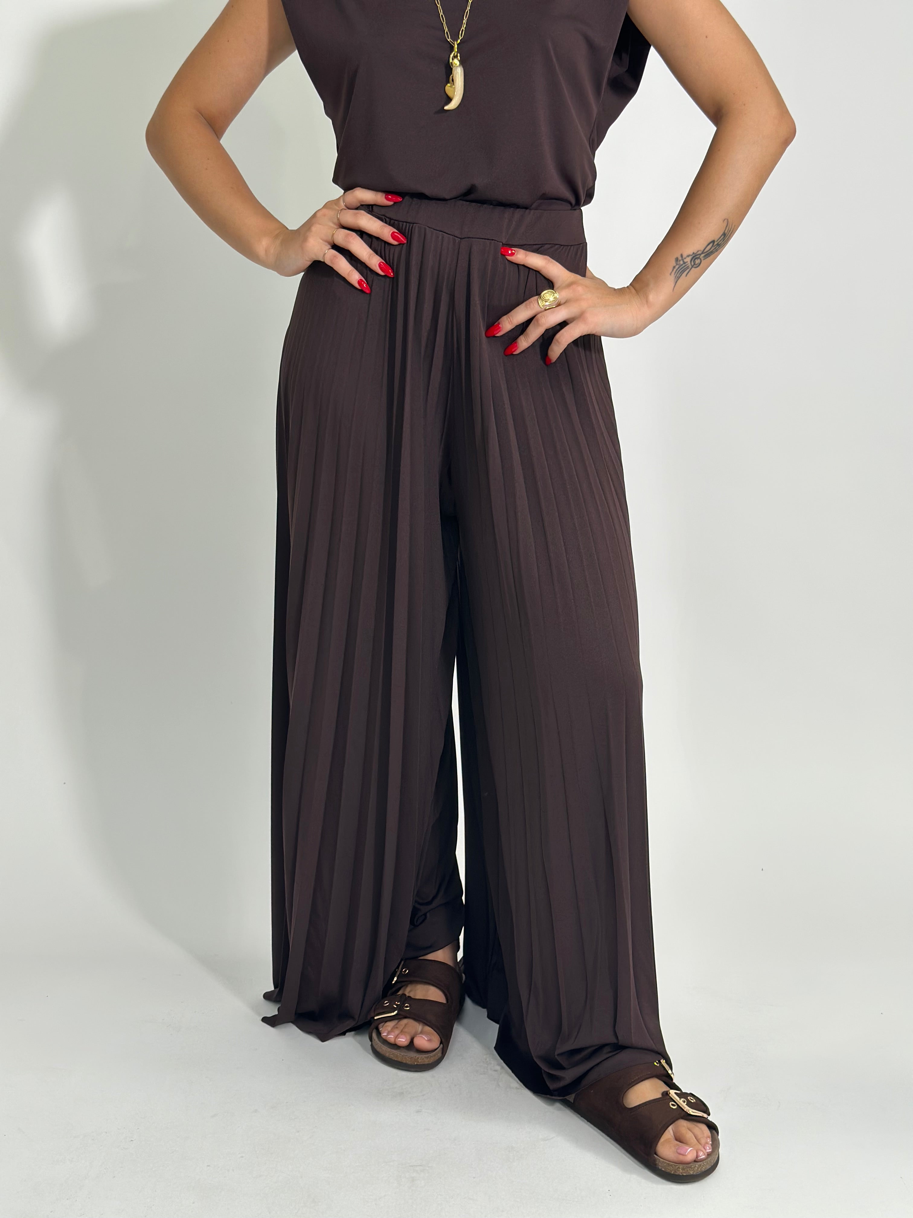 Completo 10131 BROWN