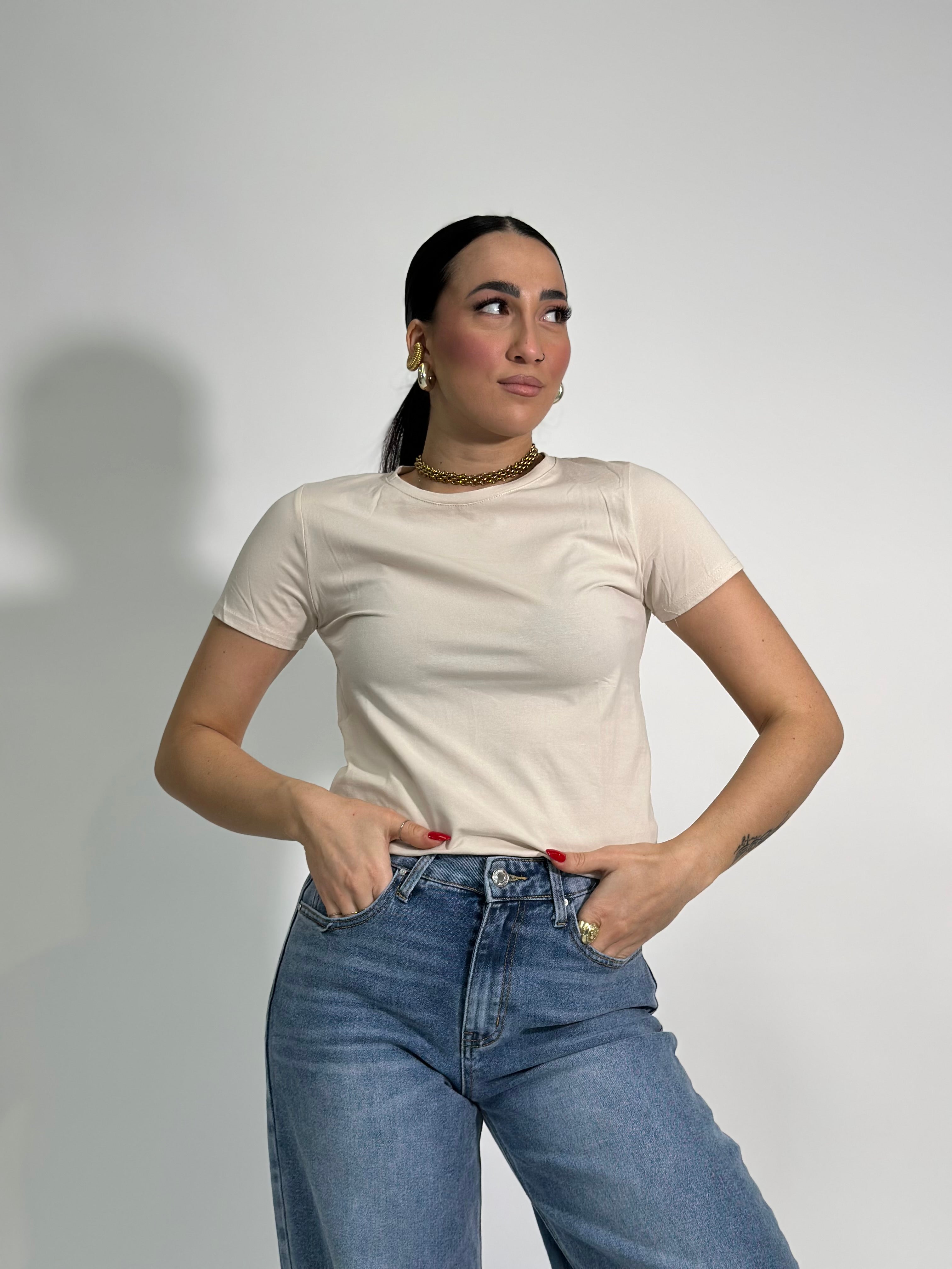 T-shirt 2213 PROMO 4+1 OMAGGIO