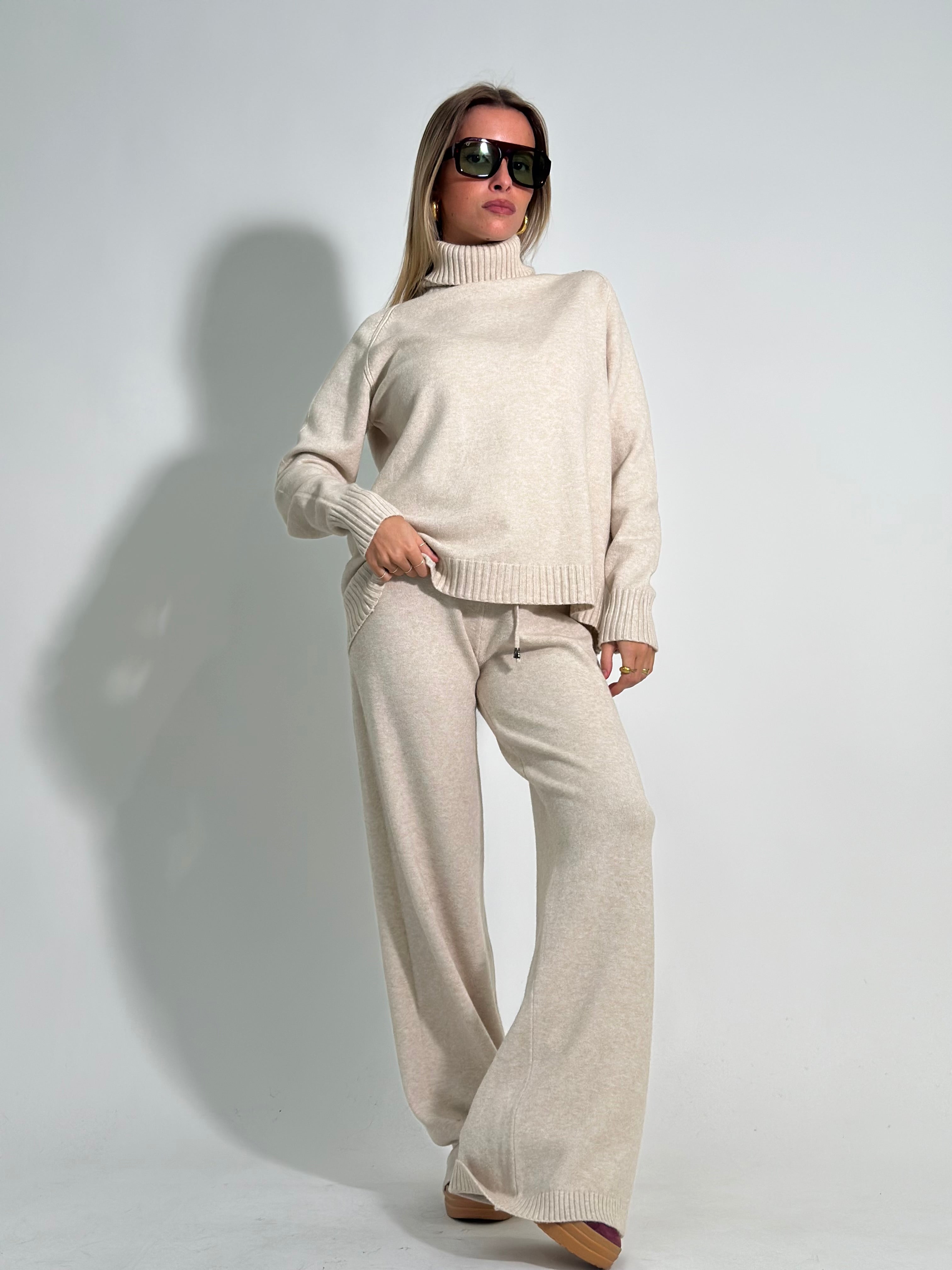 Completo maglia C681A 3+1 OMAGGIO