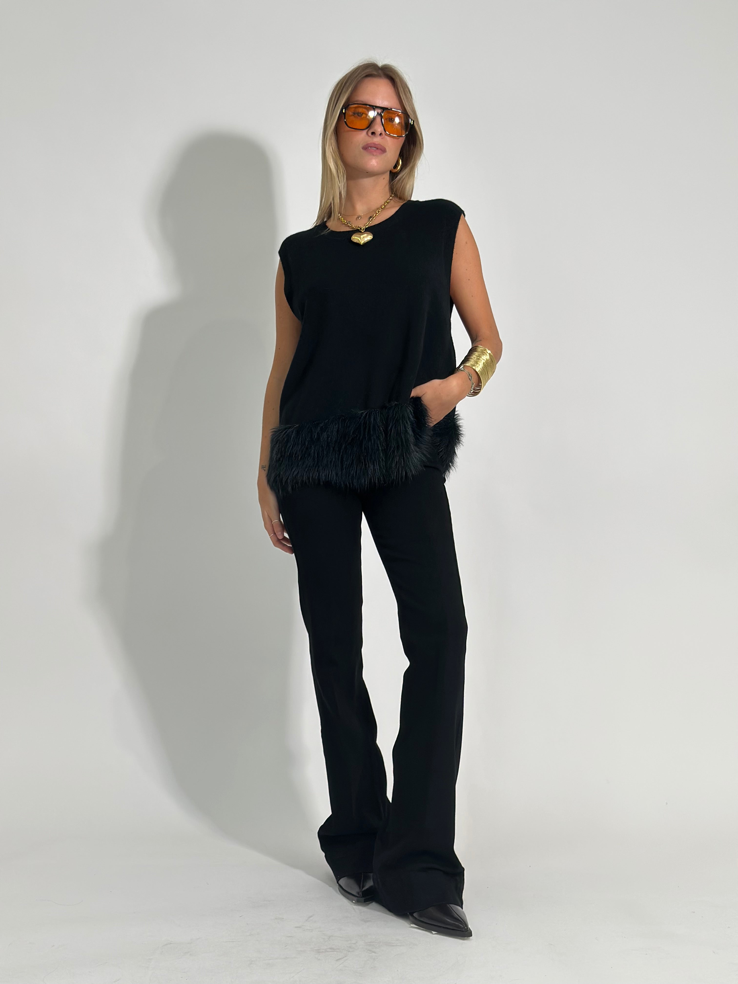 Maglia smanicata J28116 NERO
