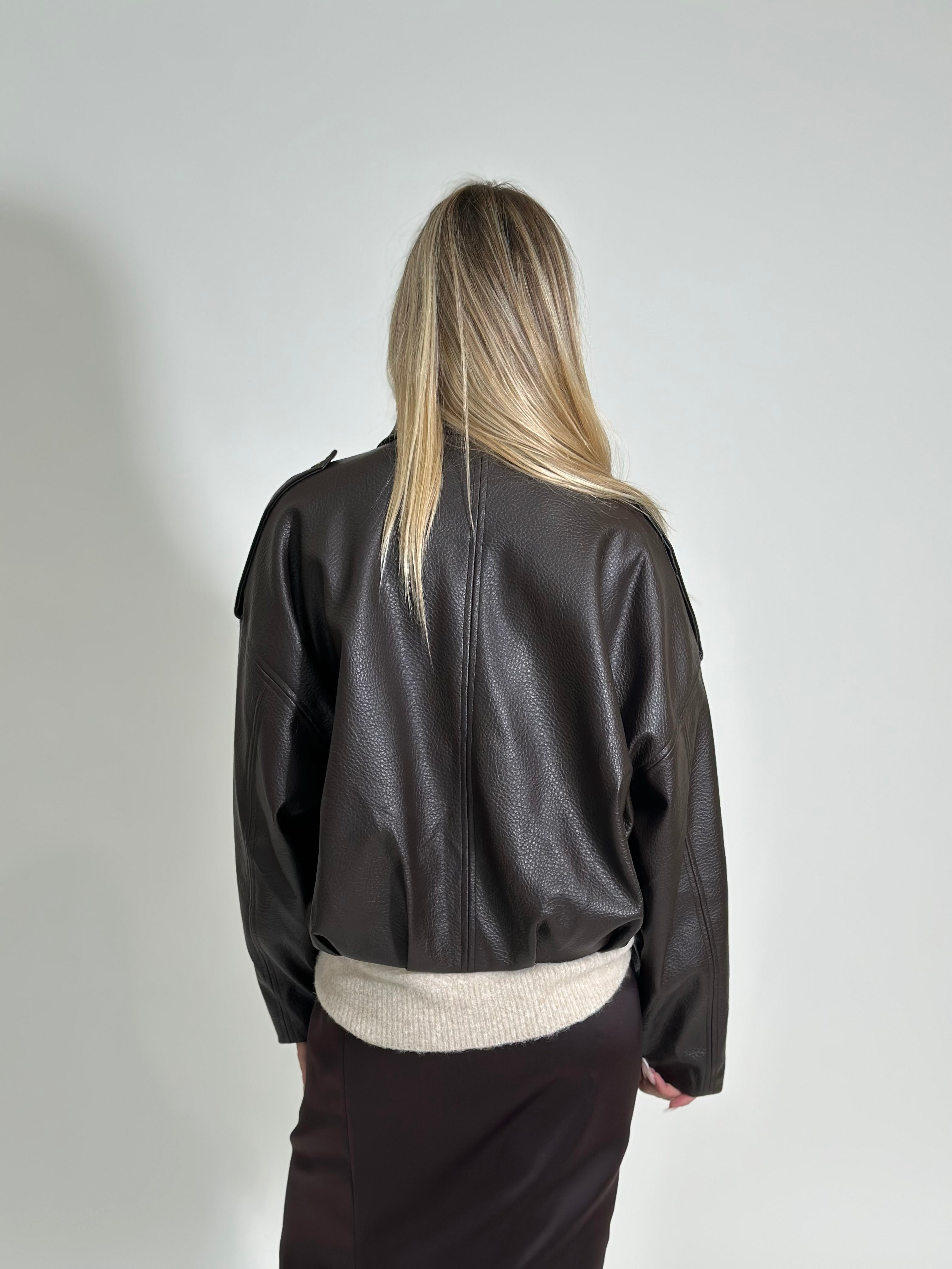 Bomber over 5091