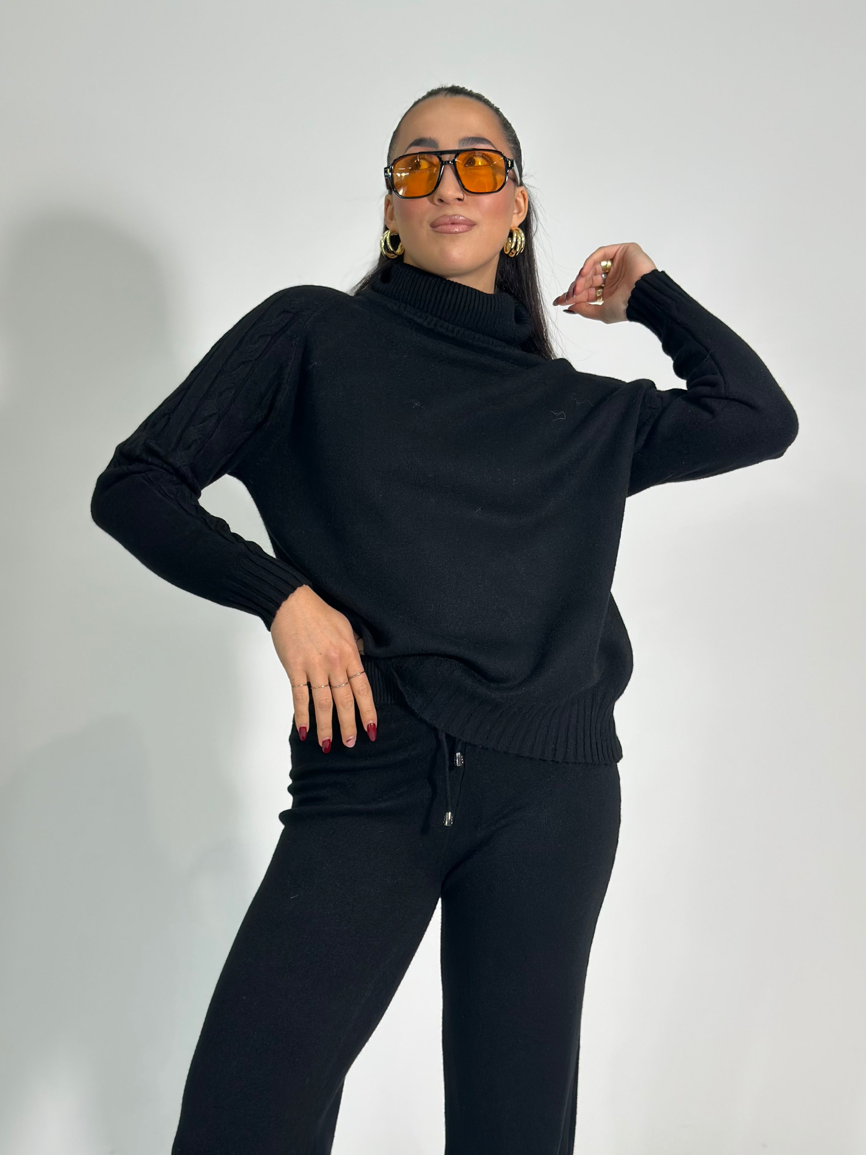 Completo maglia trecce C679 3+1 OMAGGIO