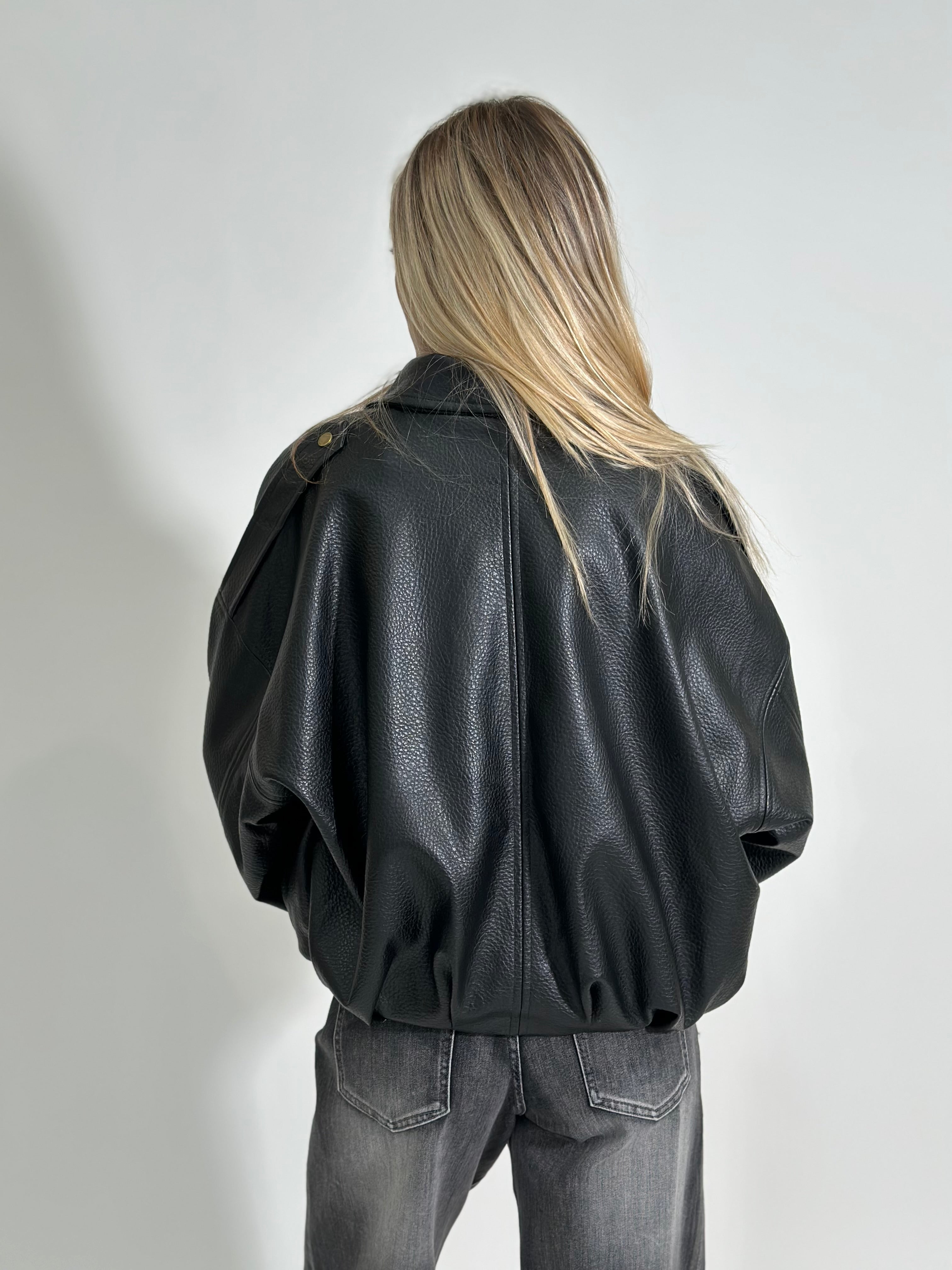 Bomber over 5091 NERO