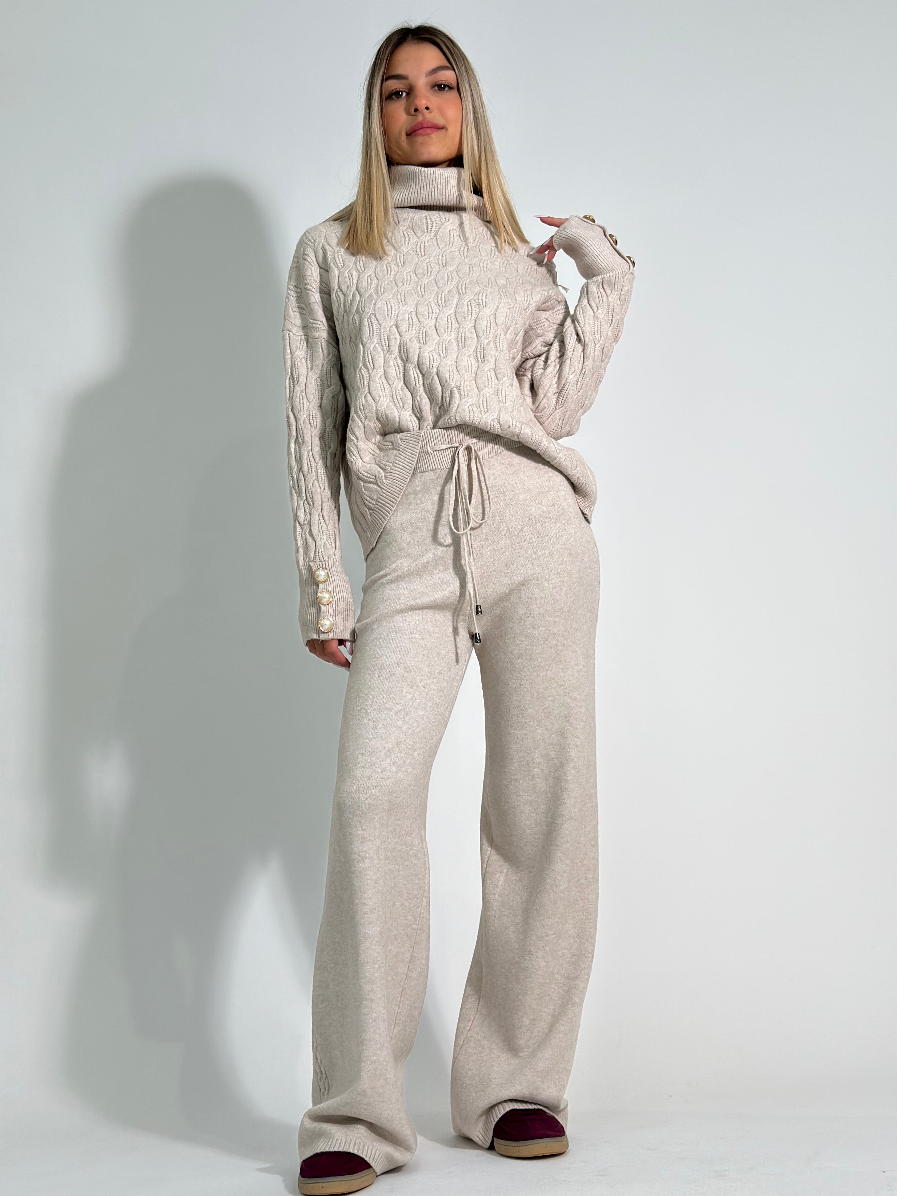 Completo maglia bottoni C648