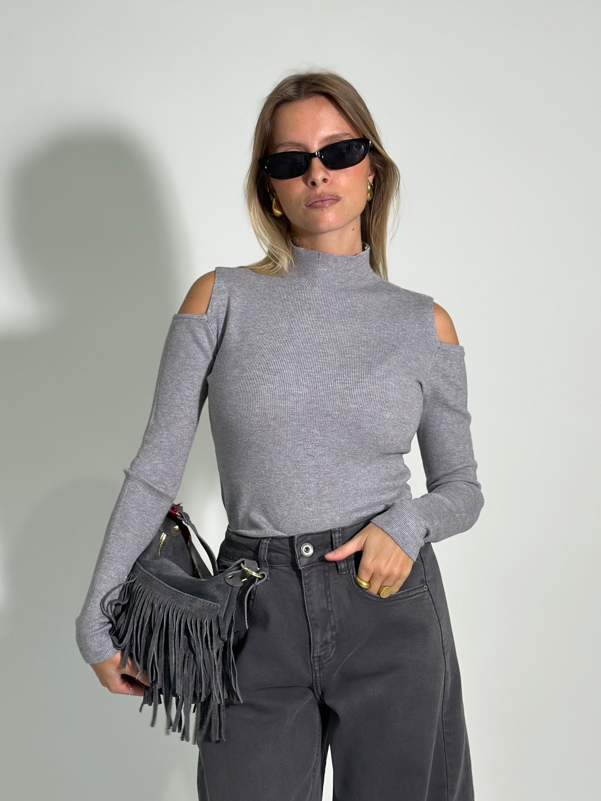 Maglia spalla cut out 8096 3+1 OMAGGIO