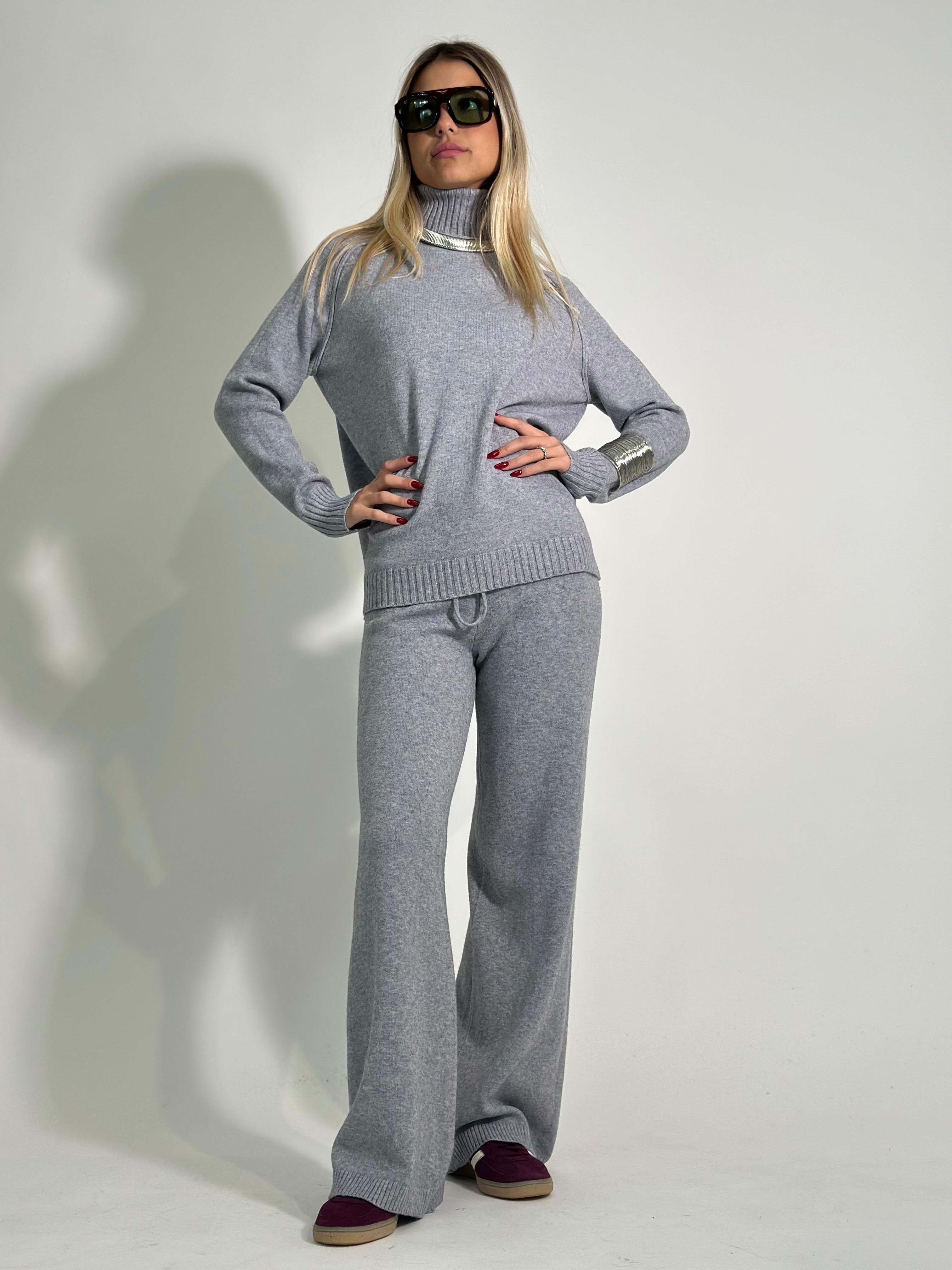 Completo maglia C681A 3+1 OMAGGIO