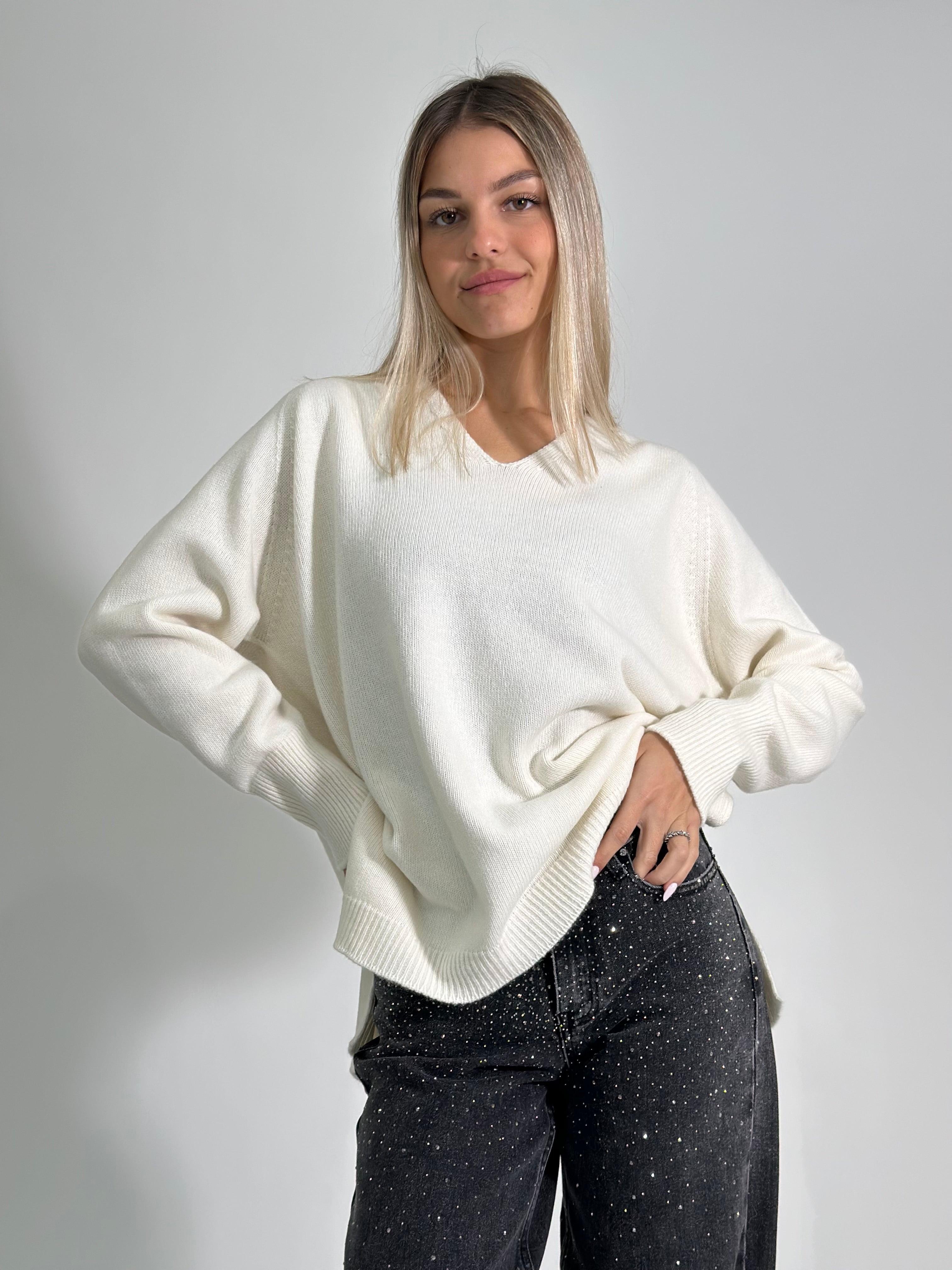 Maglia V cashmere blend 6617 3+1 OMAGGIO