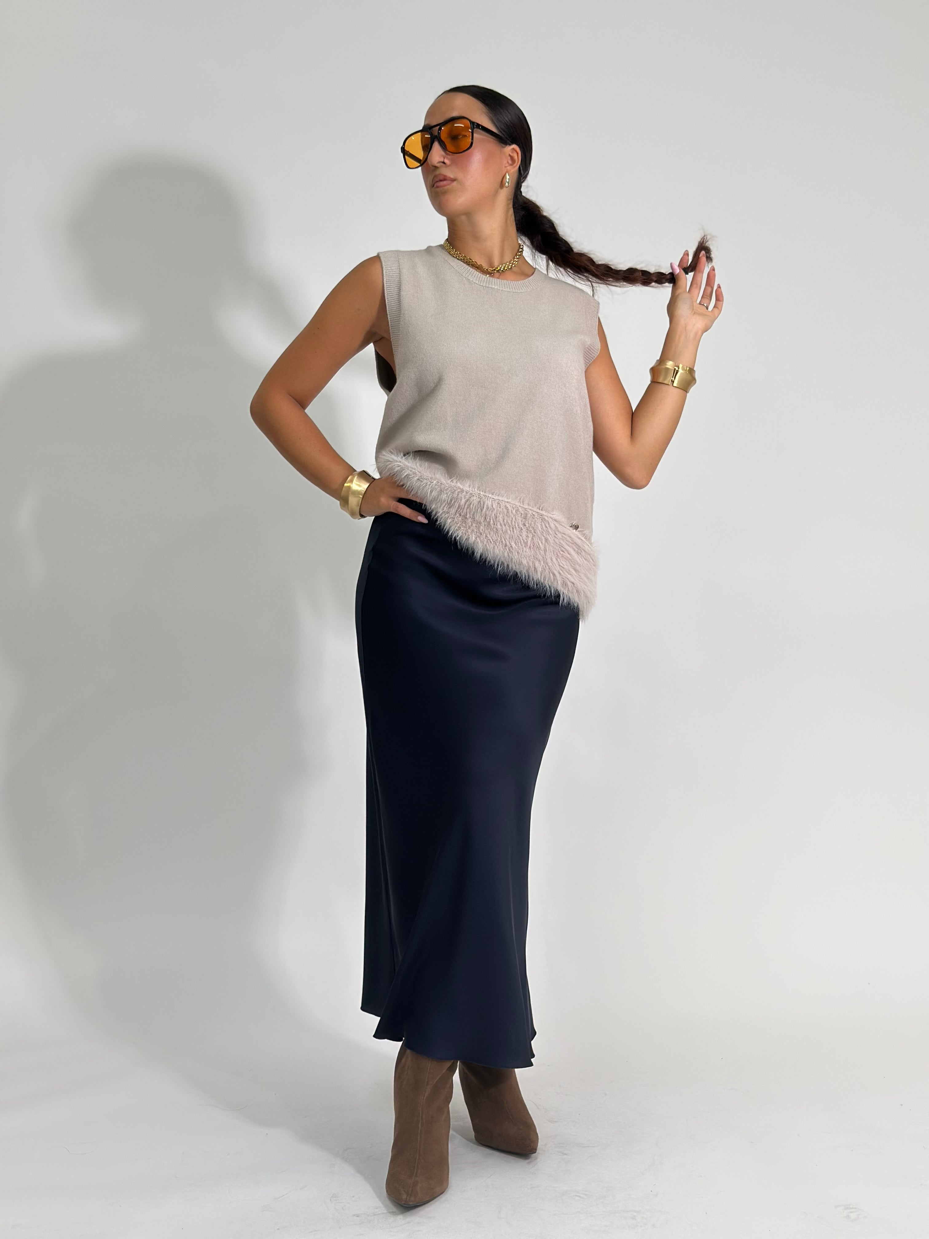 Maglia smanicata J28116 TAUPE