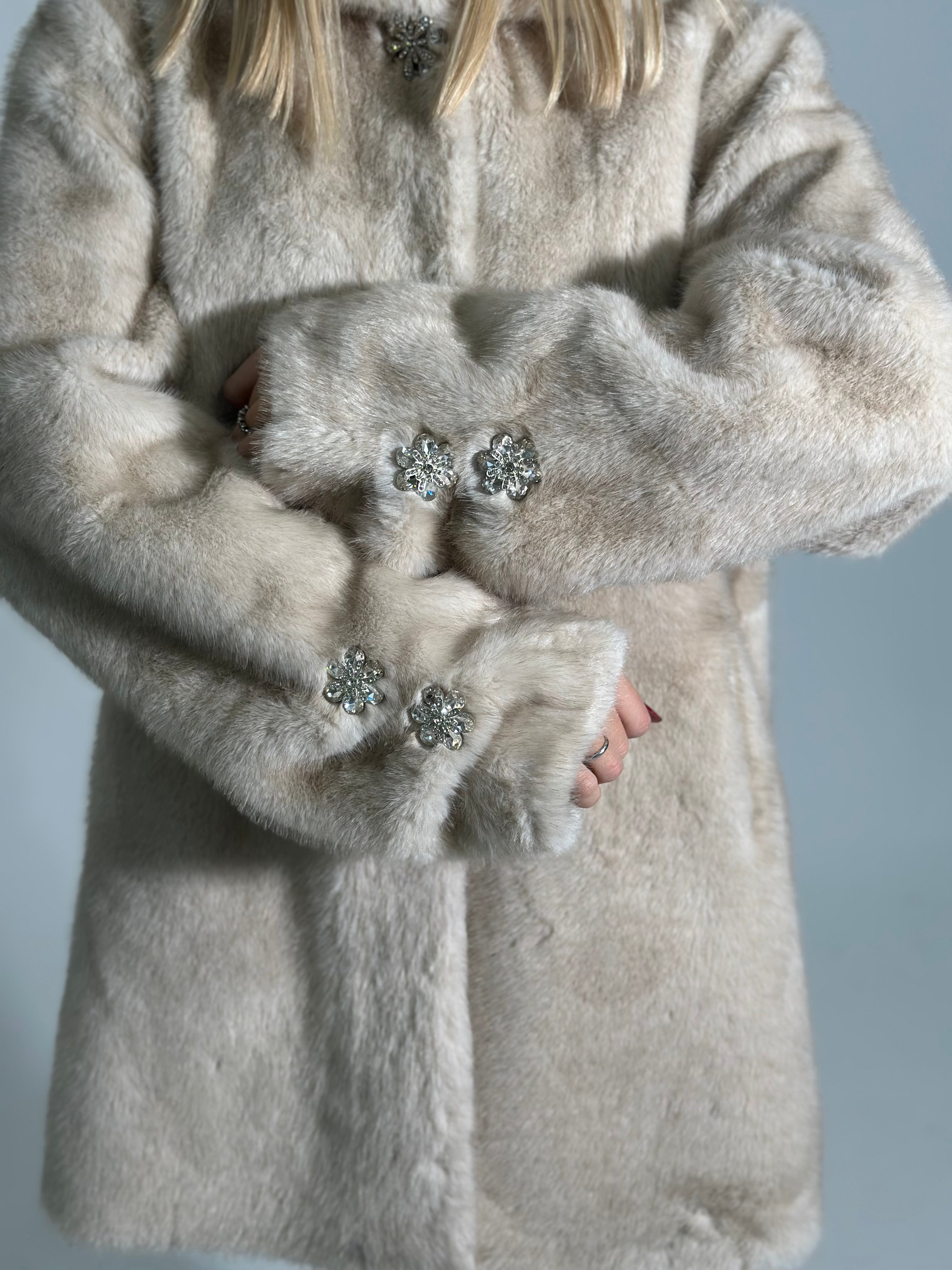 Pelliccia midi bottone gioiello 0263 BEIGE