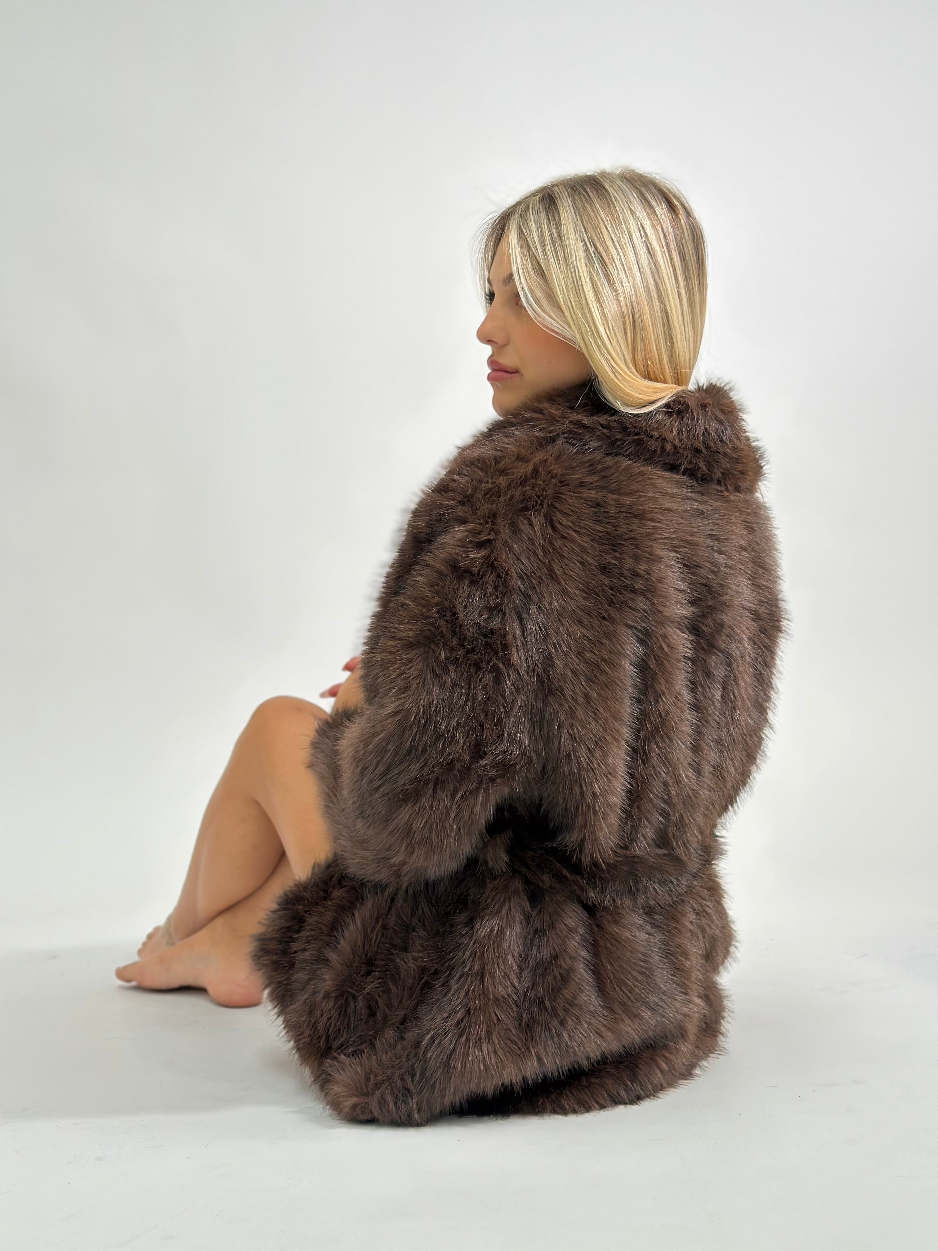 Pelliccia Y0231 BROWN