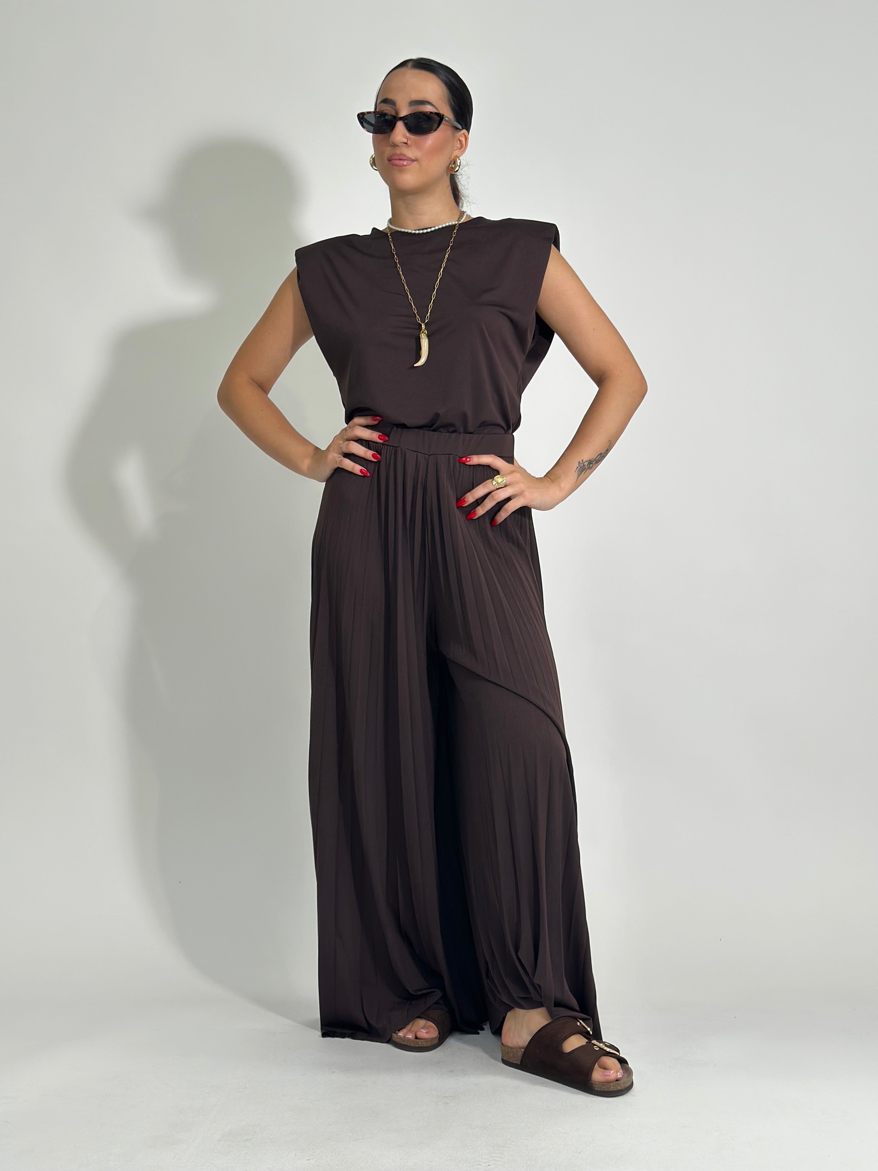 Completo 10131 BROWN