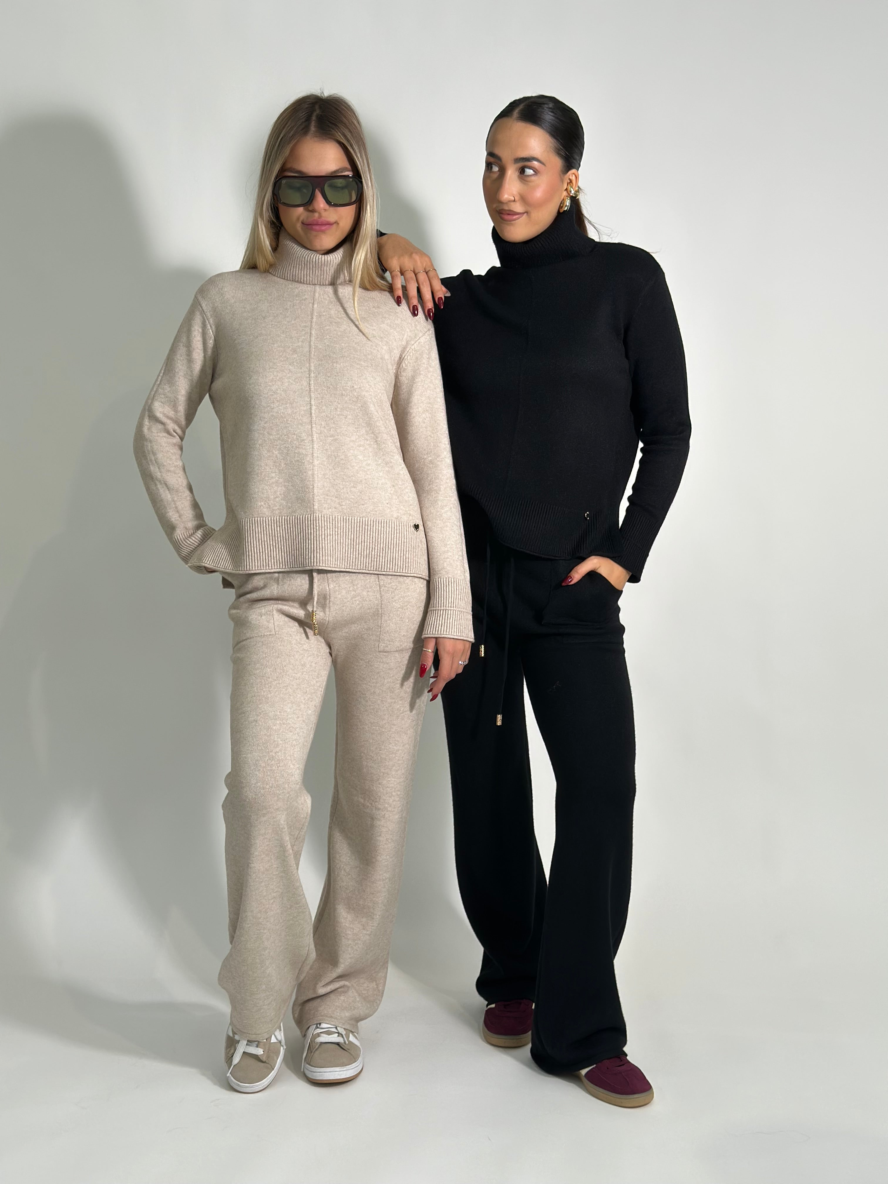 Completo maglia 60663  3+1 OMAGGIO