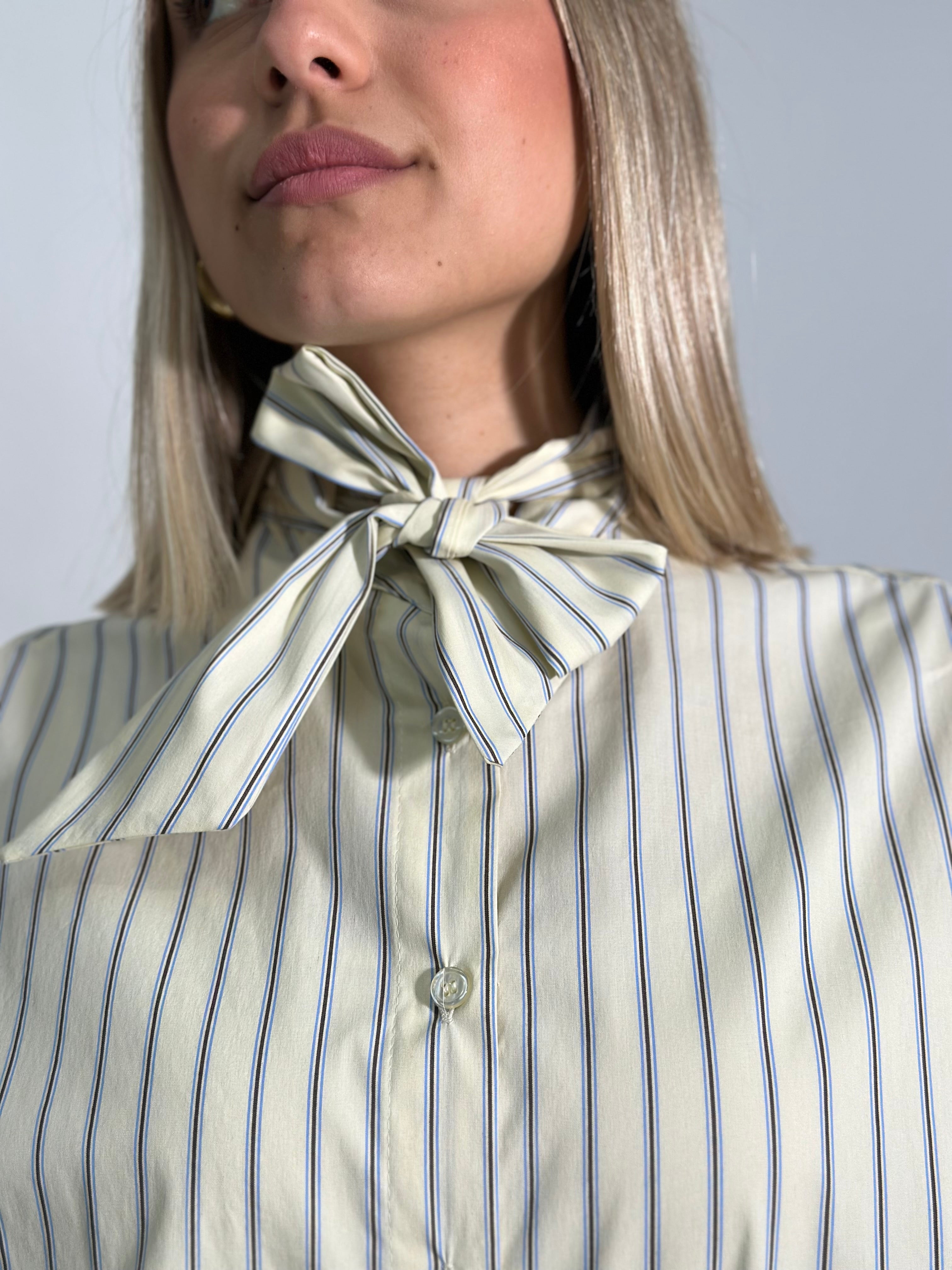 Camicia Hellen fiocco 25629