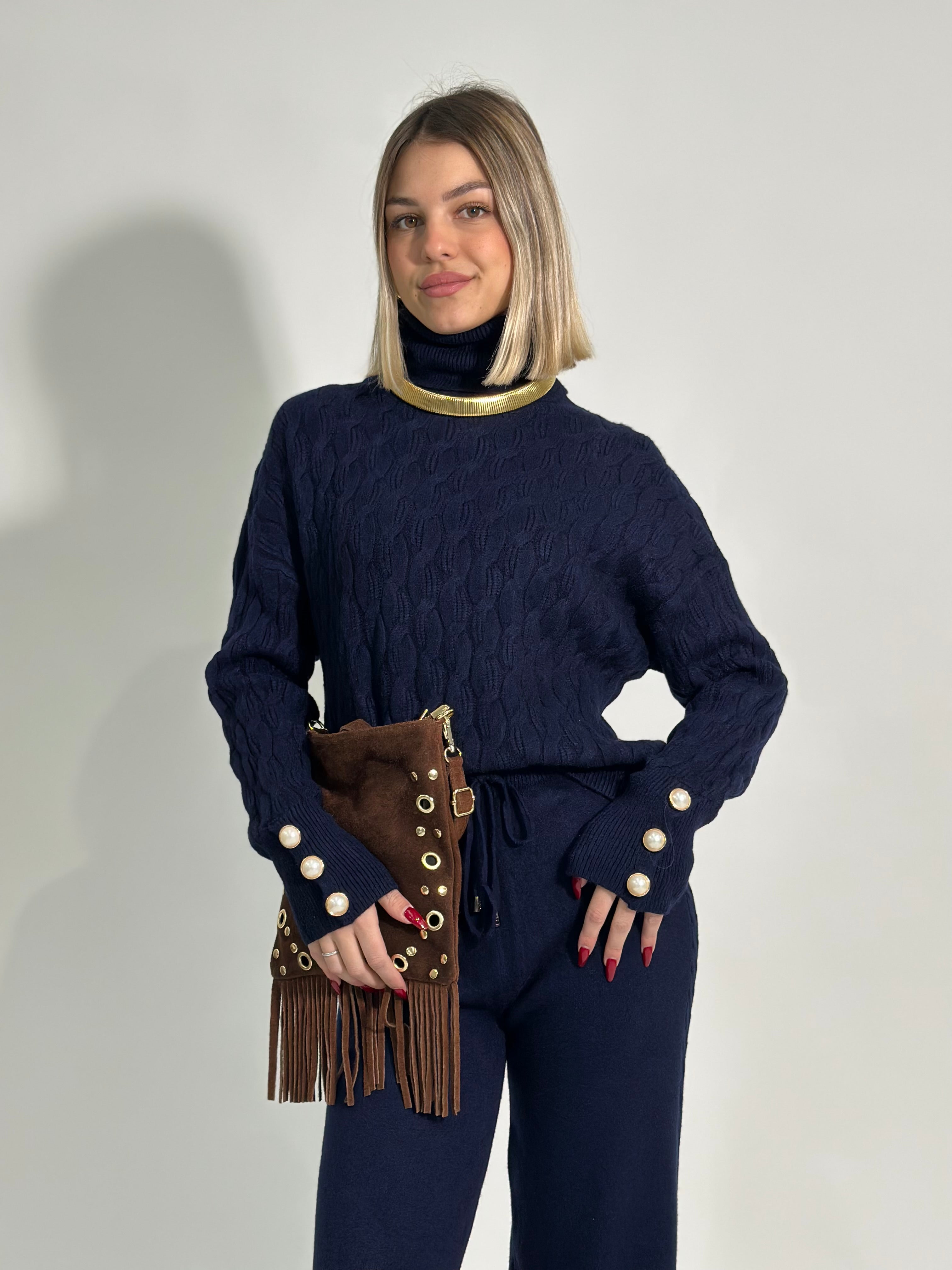 Completo trecce bottoni C648