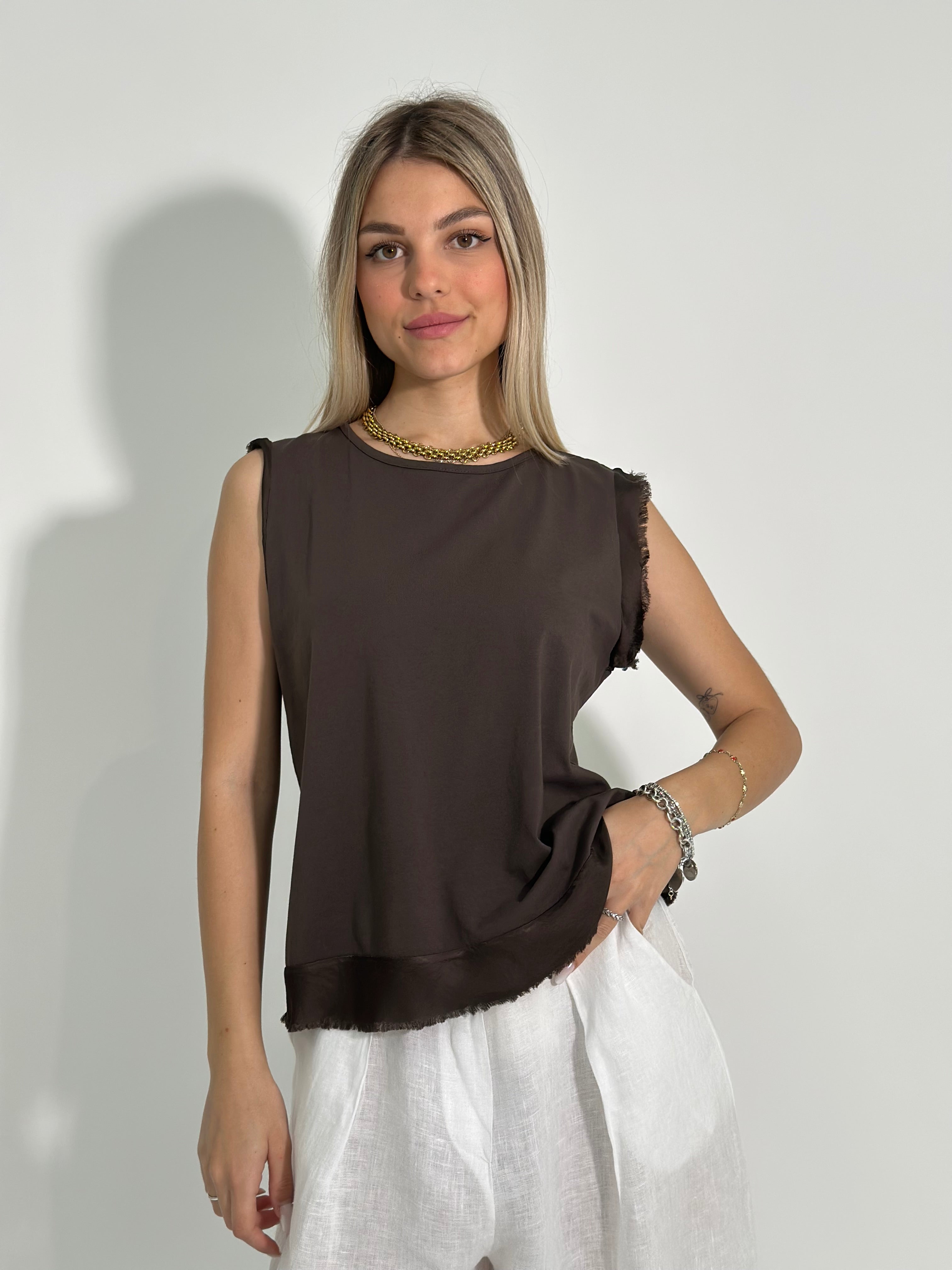 T-shirt satin taglio vivo A-76