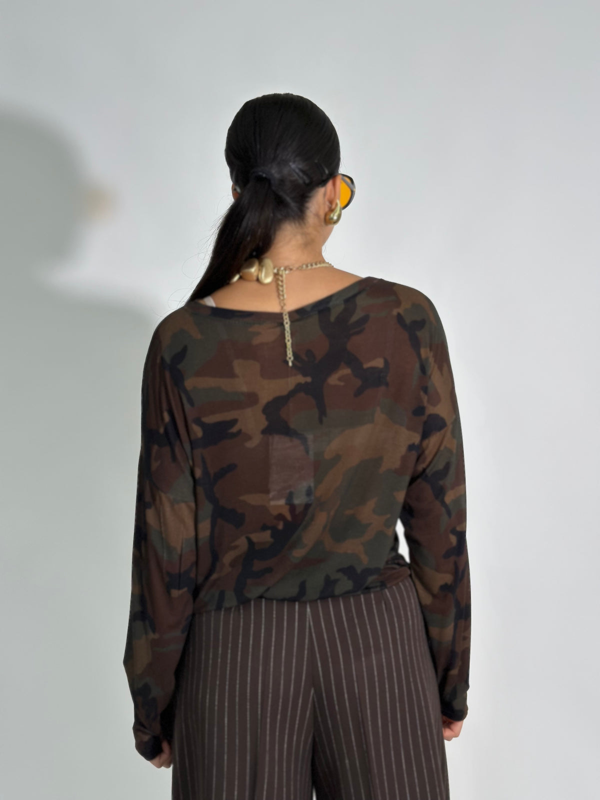 Light cashmere over CAMOUFLAGE