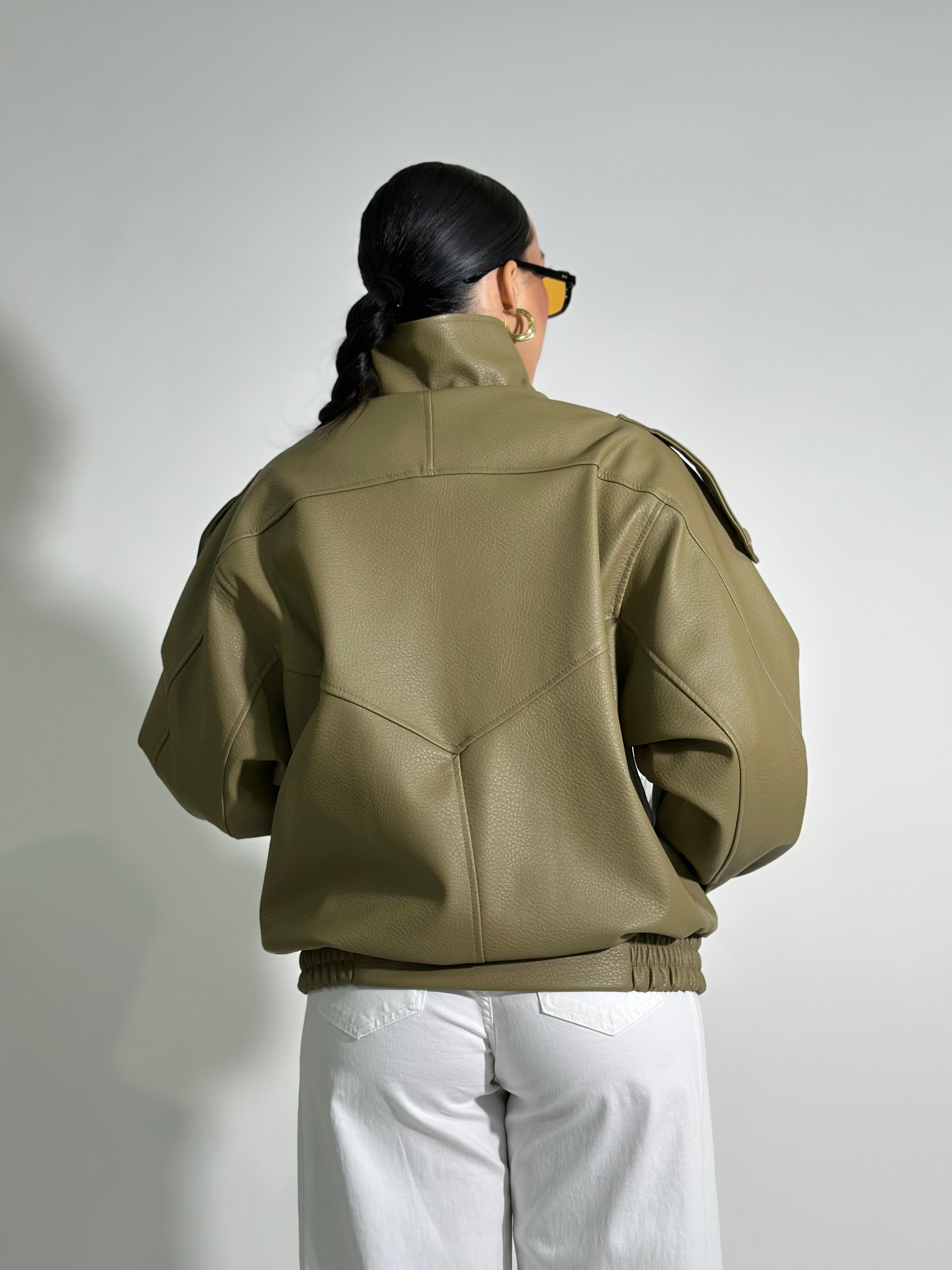 Bomber over Zarah PROMO MF43