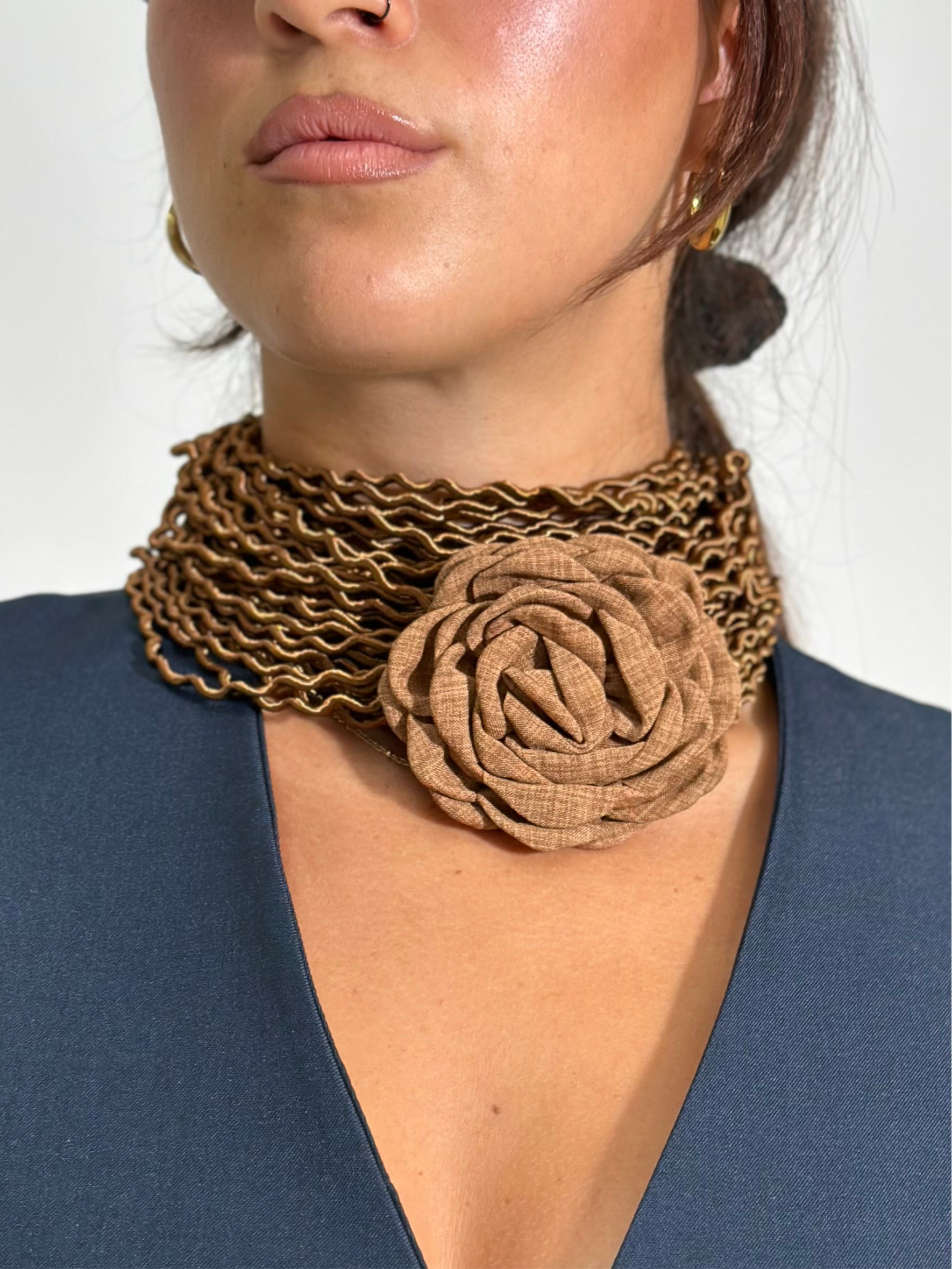 Collana fiore NK9282