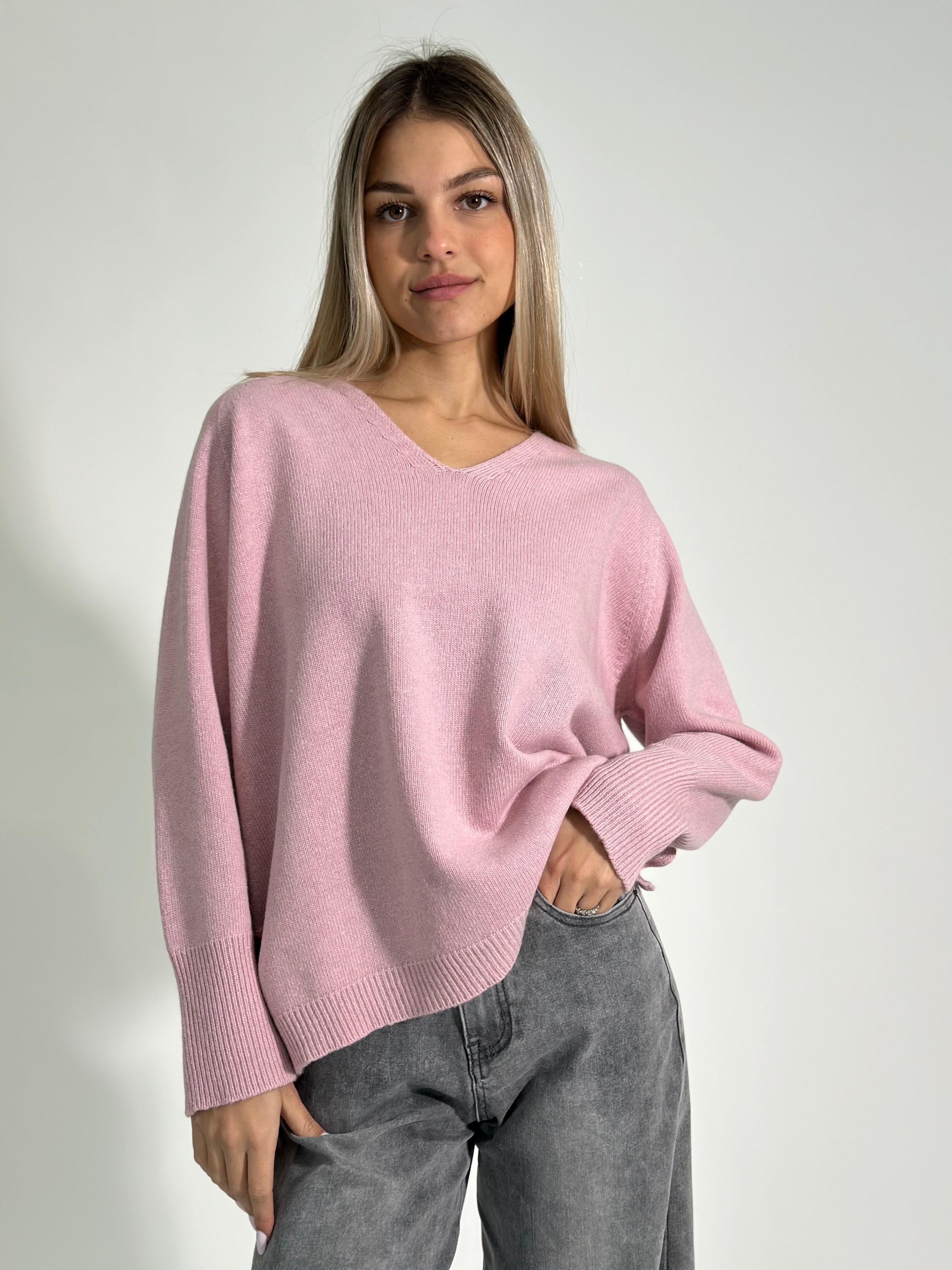 Maglia V cashmere blend 6617 3+1 OMAGGIO