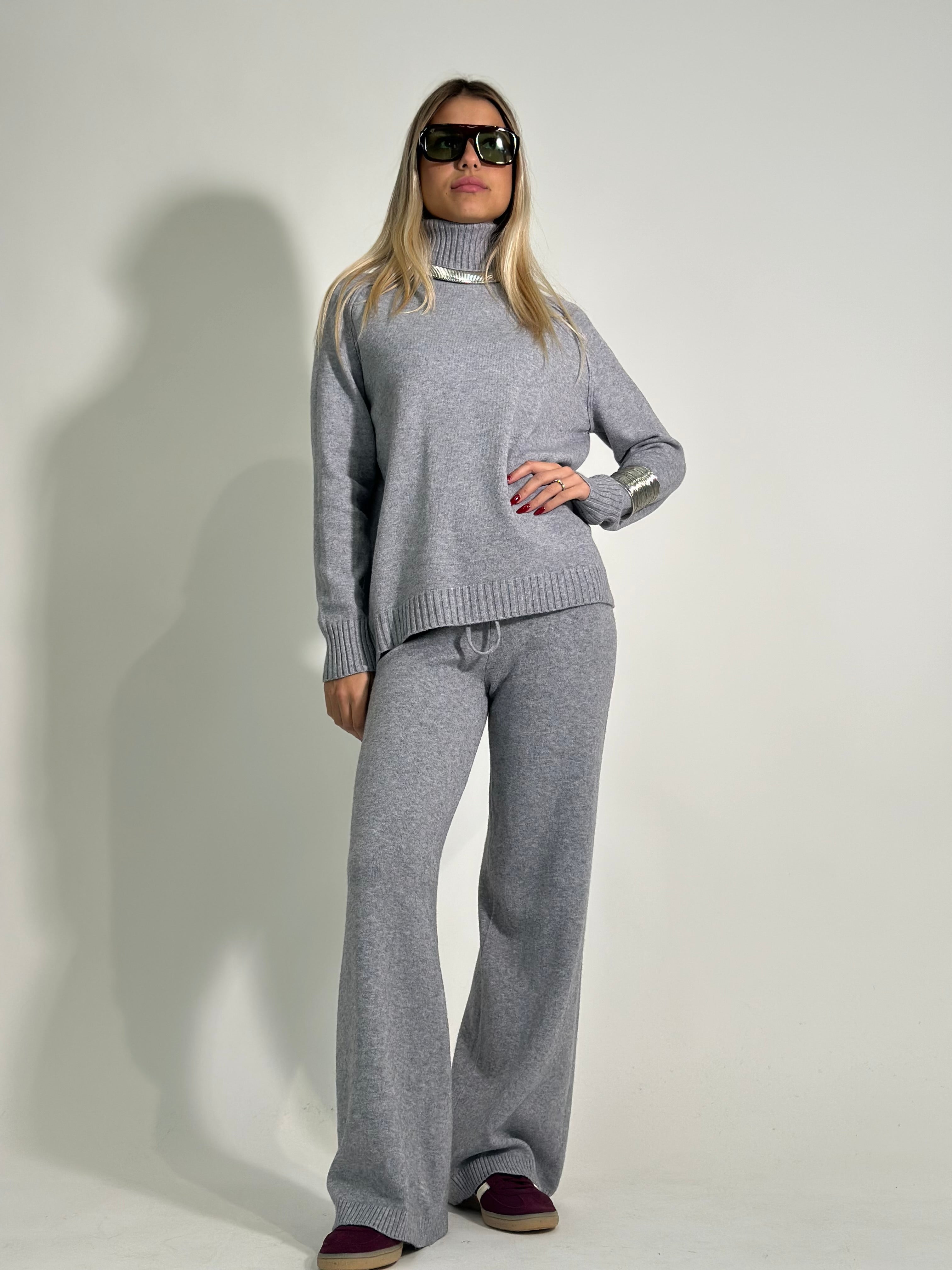 Completo maglia C681A  3+1 OMAGGIO