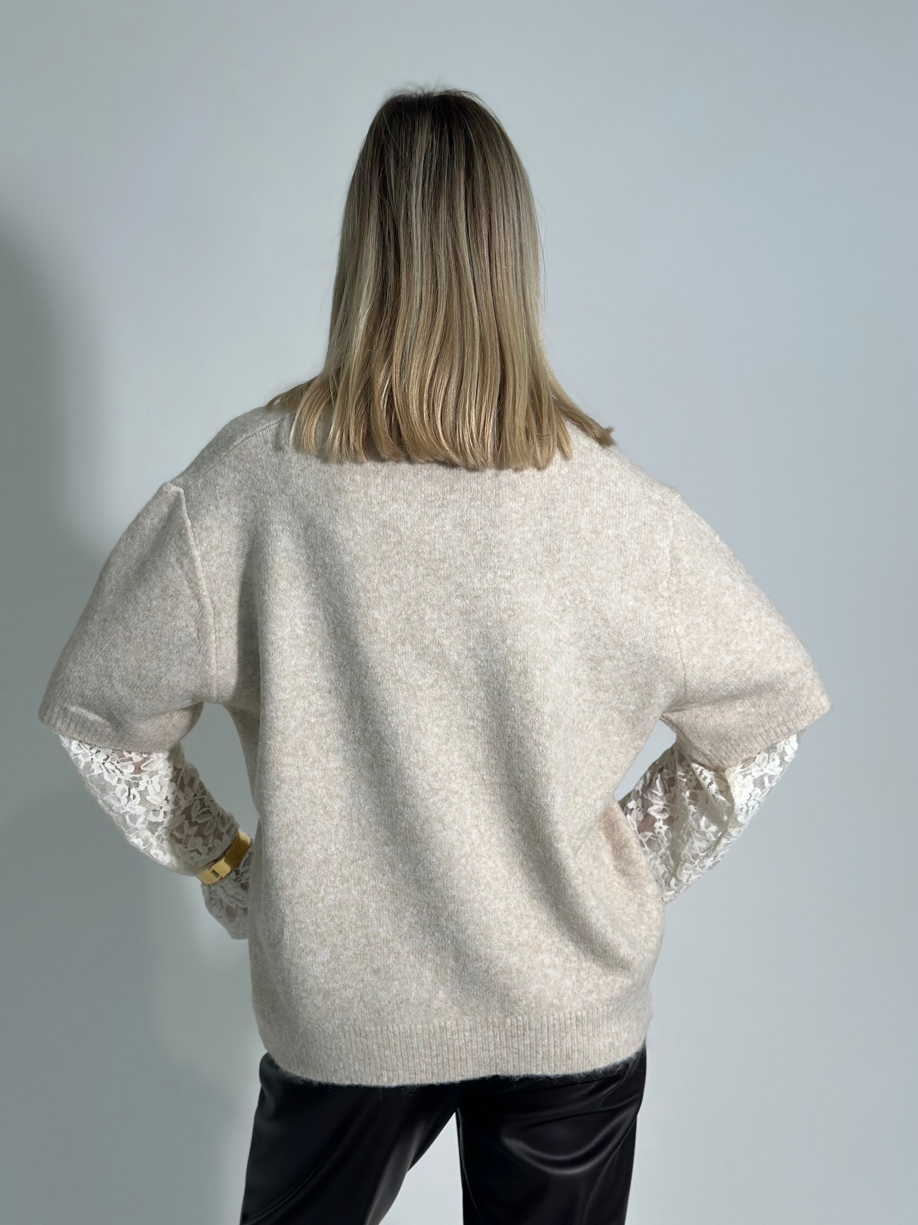 Maglia con maniche in pizzo 2671