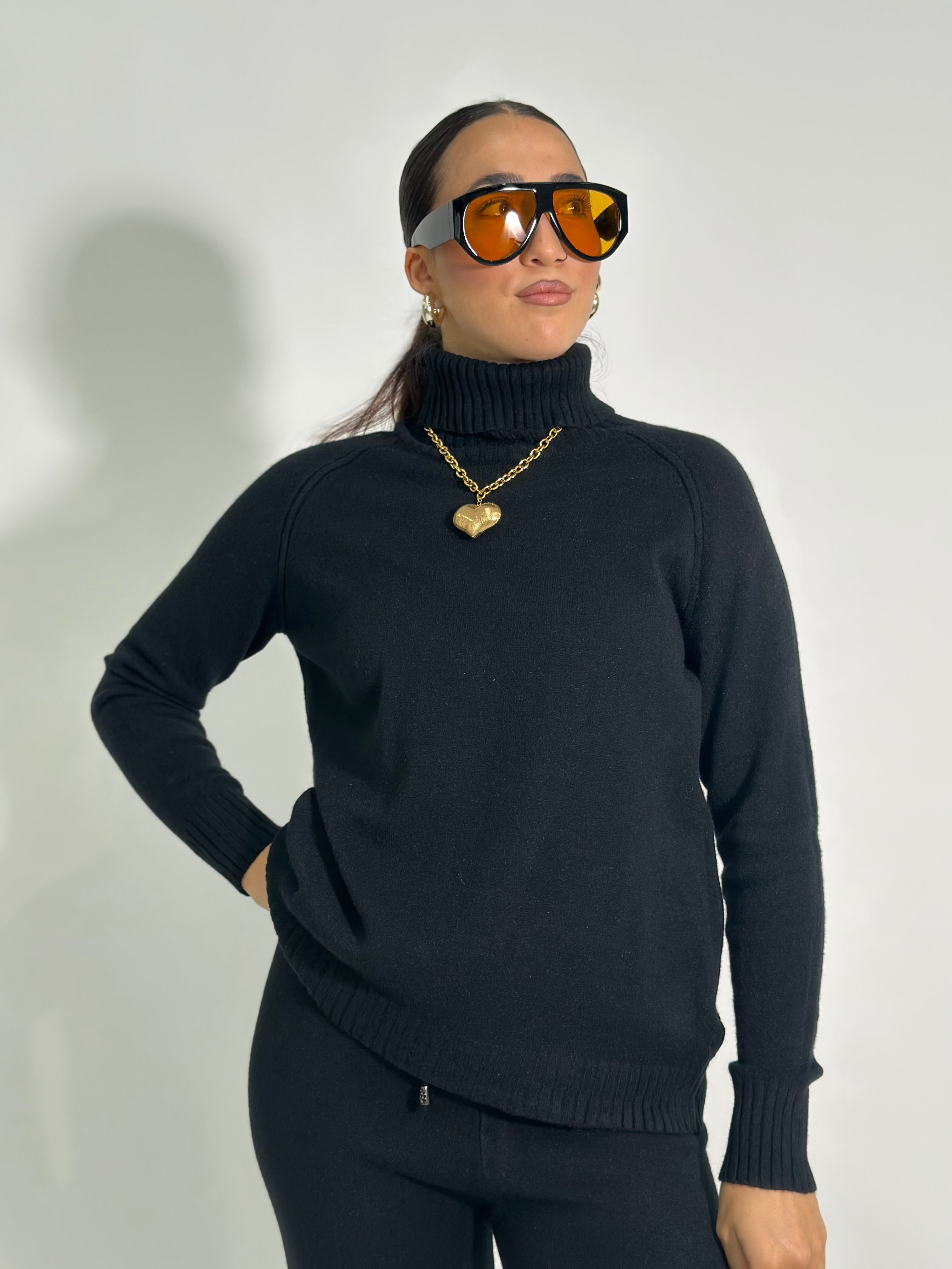 Completo maglia C681A  3+1 OMAGGIO