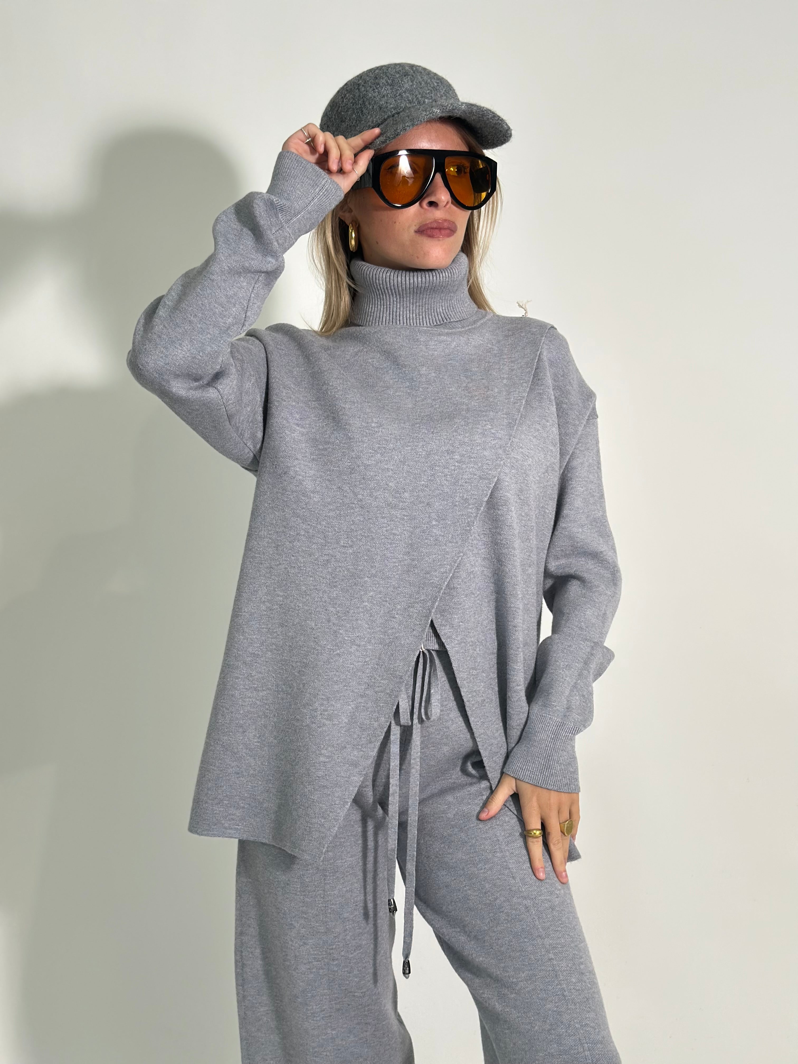 Completo maglia spacco C682A  3+1  OMAGGIO