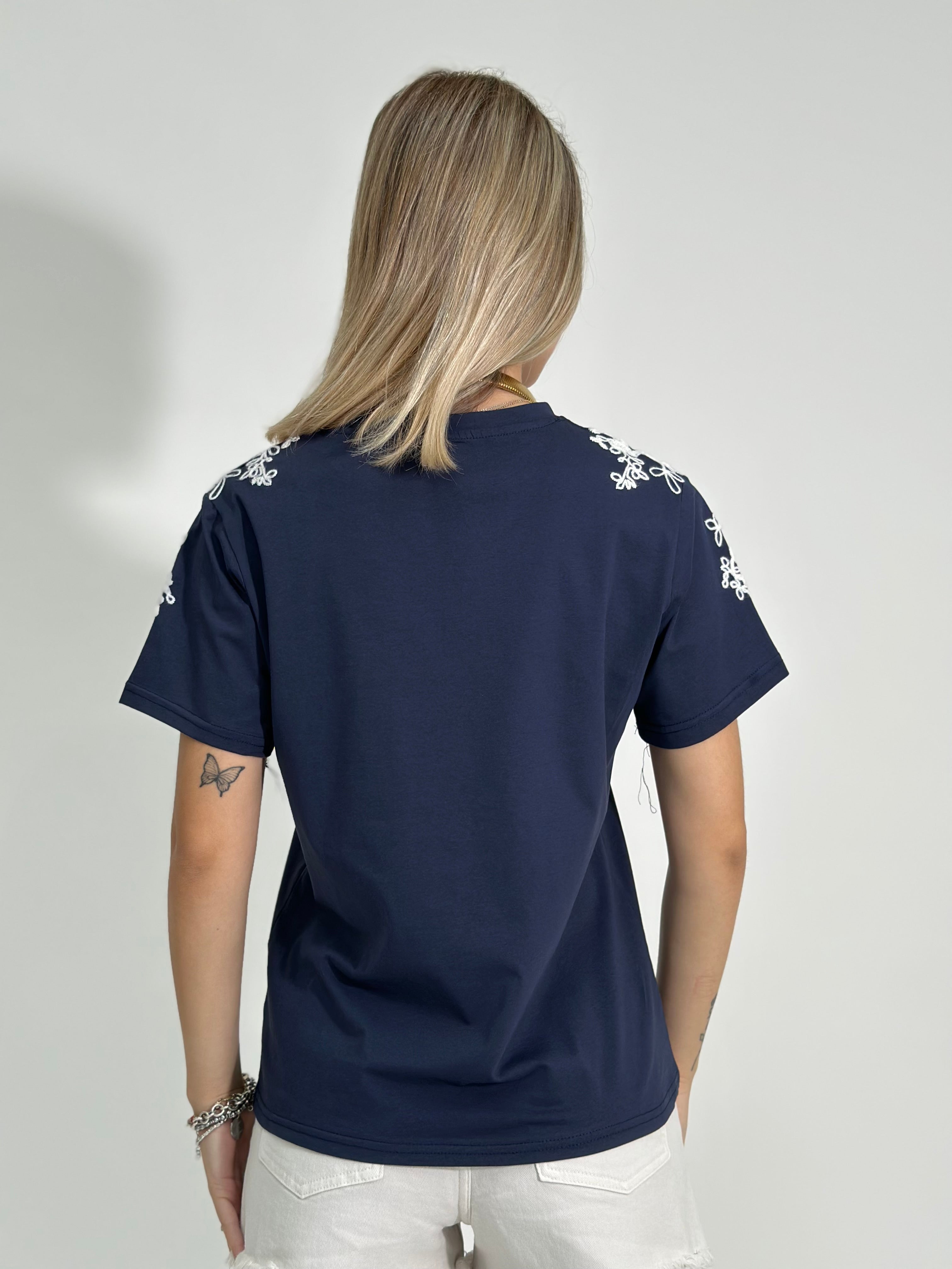 T-shirt ricamo J68 BLU