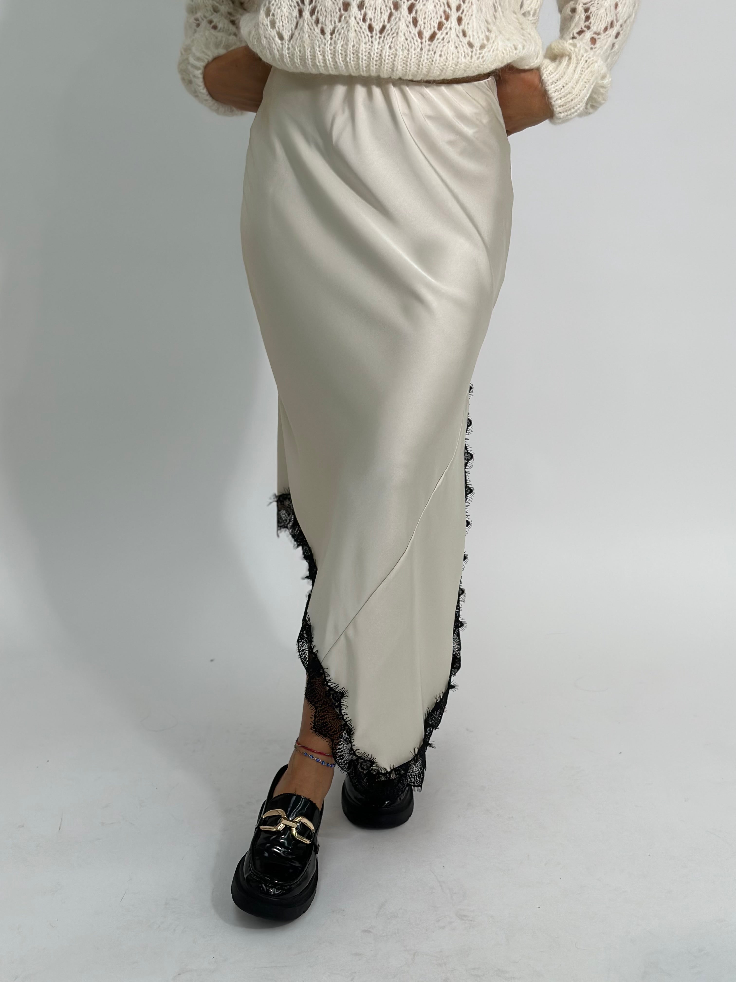 Gonna satin pizzo 19650 PANNA