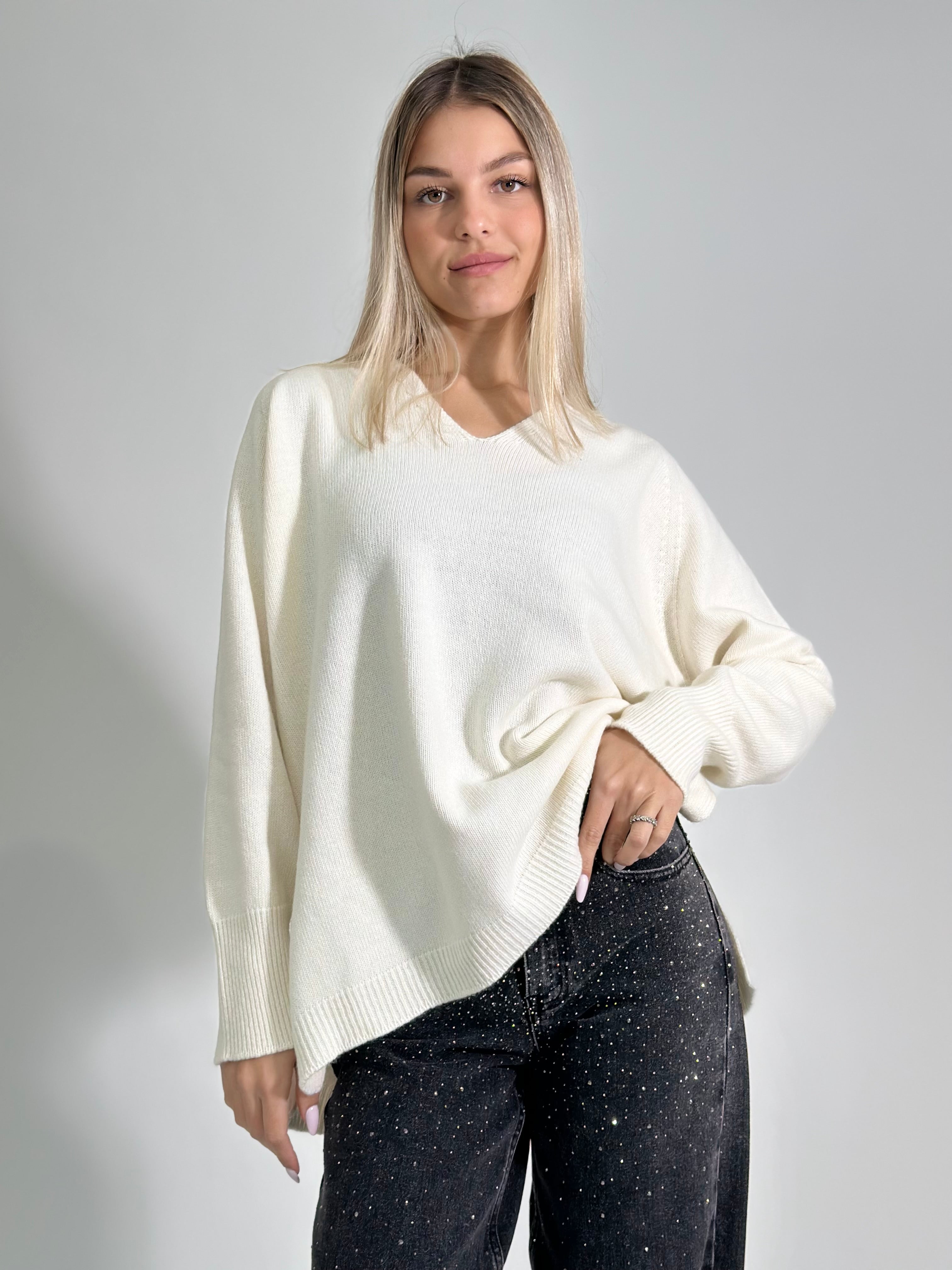 Maglia V cashmere blend 6617 3+1 OMAGGIO