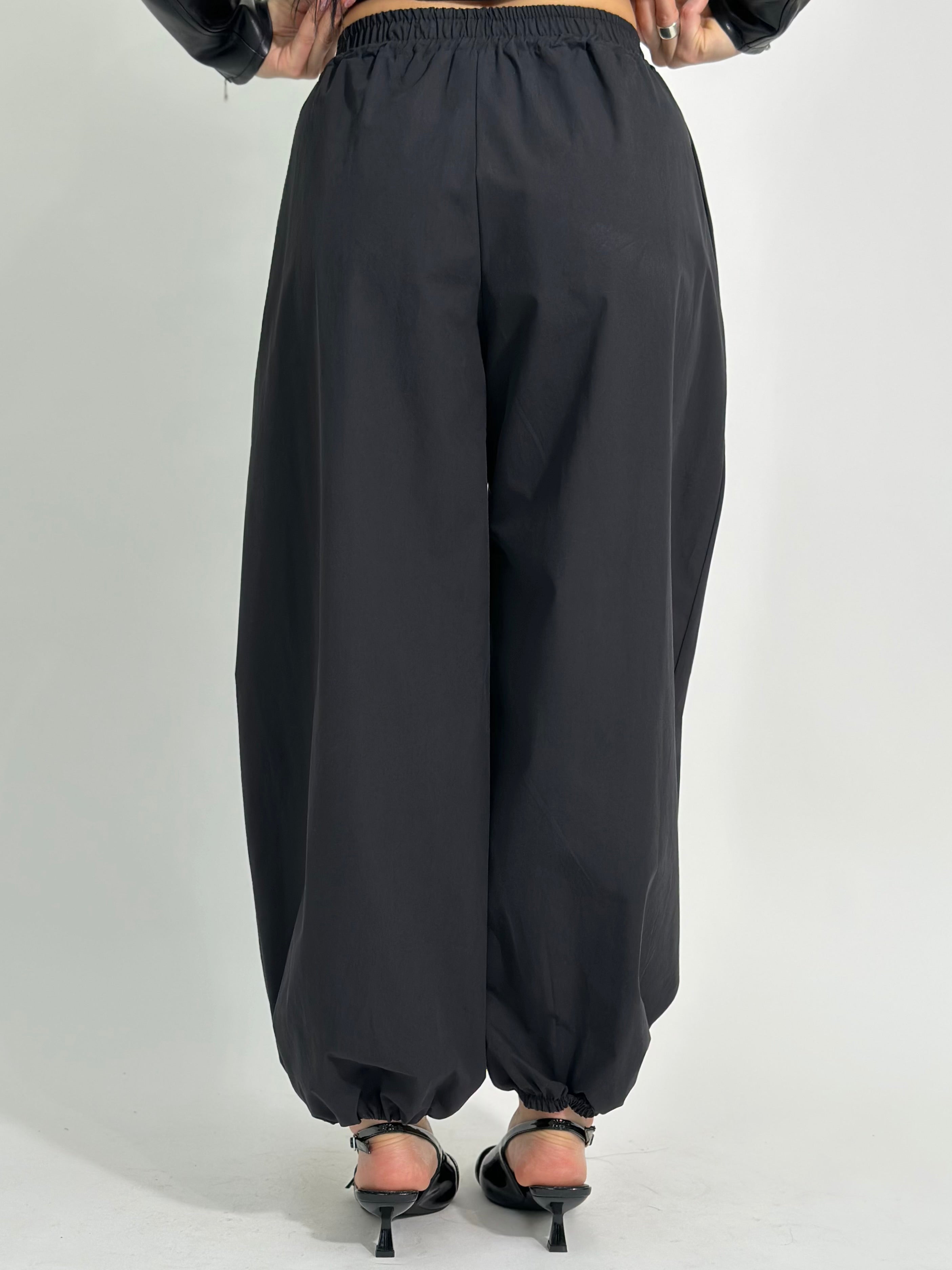 Pantalone jogger 28323 NERO