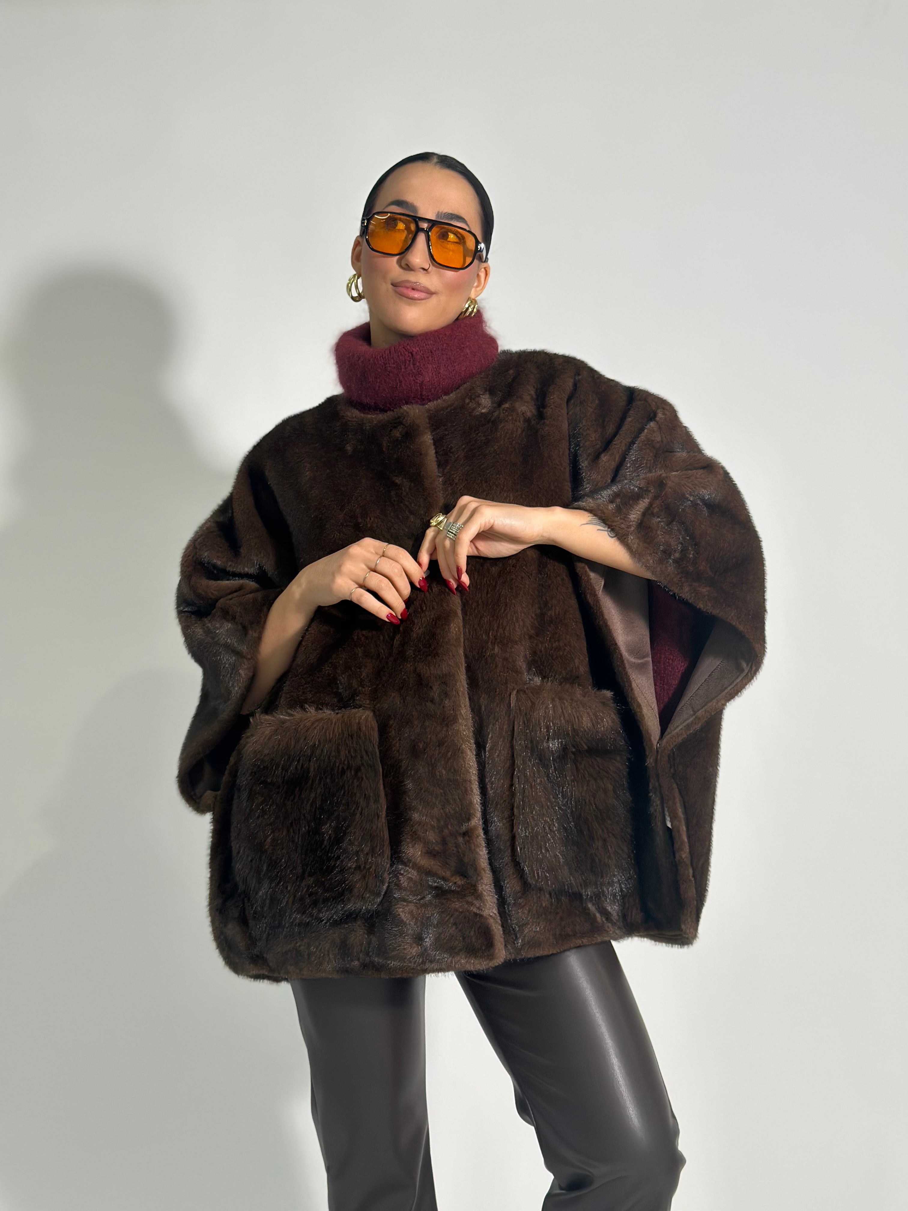 Pelliccia poncho 25003