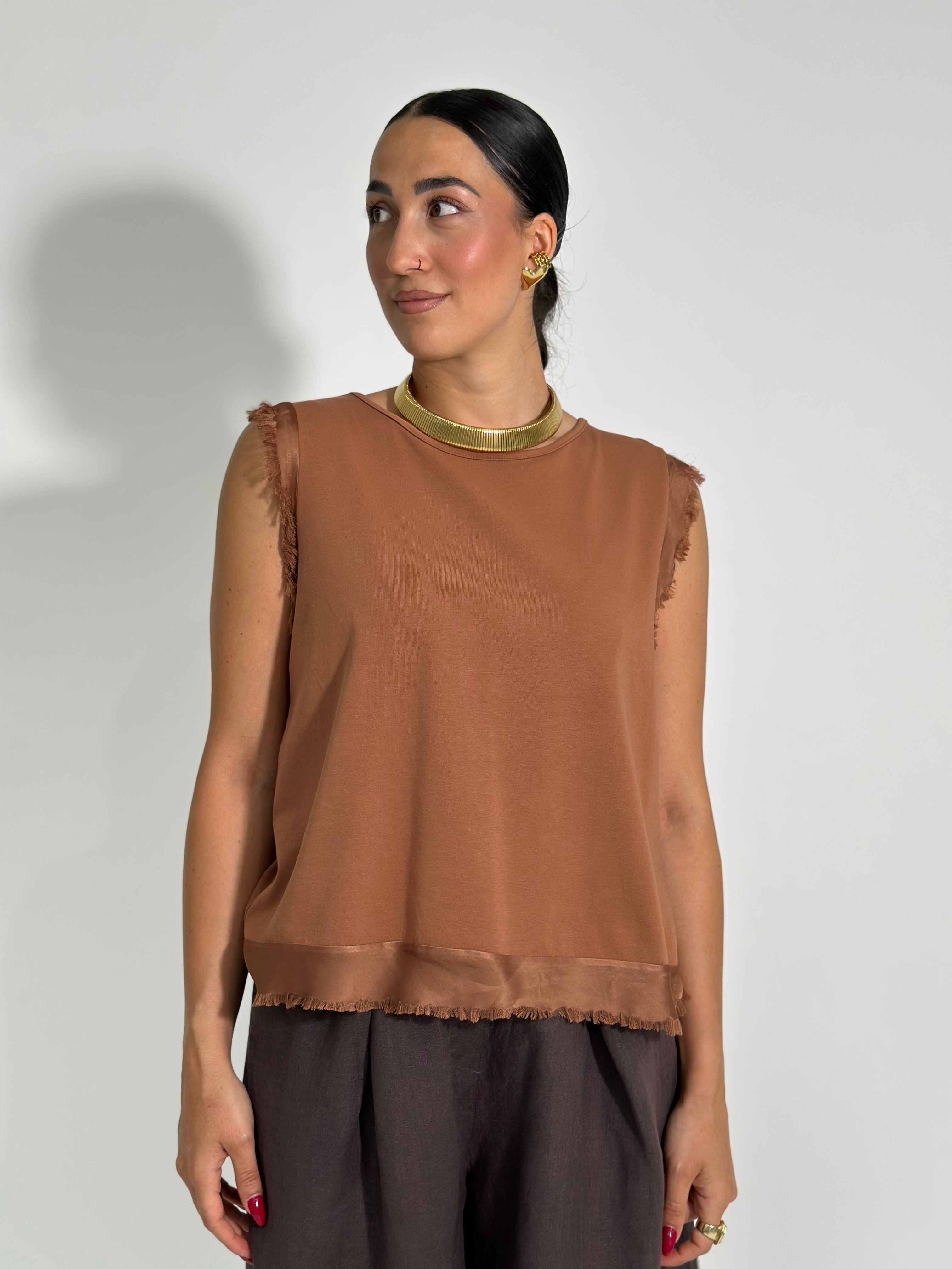 T-shirt satin taglio vivo A-76