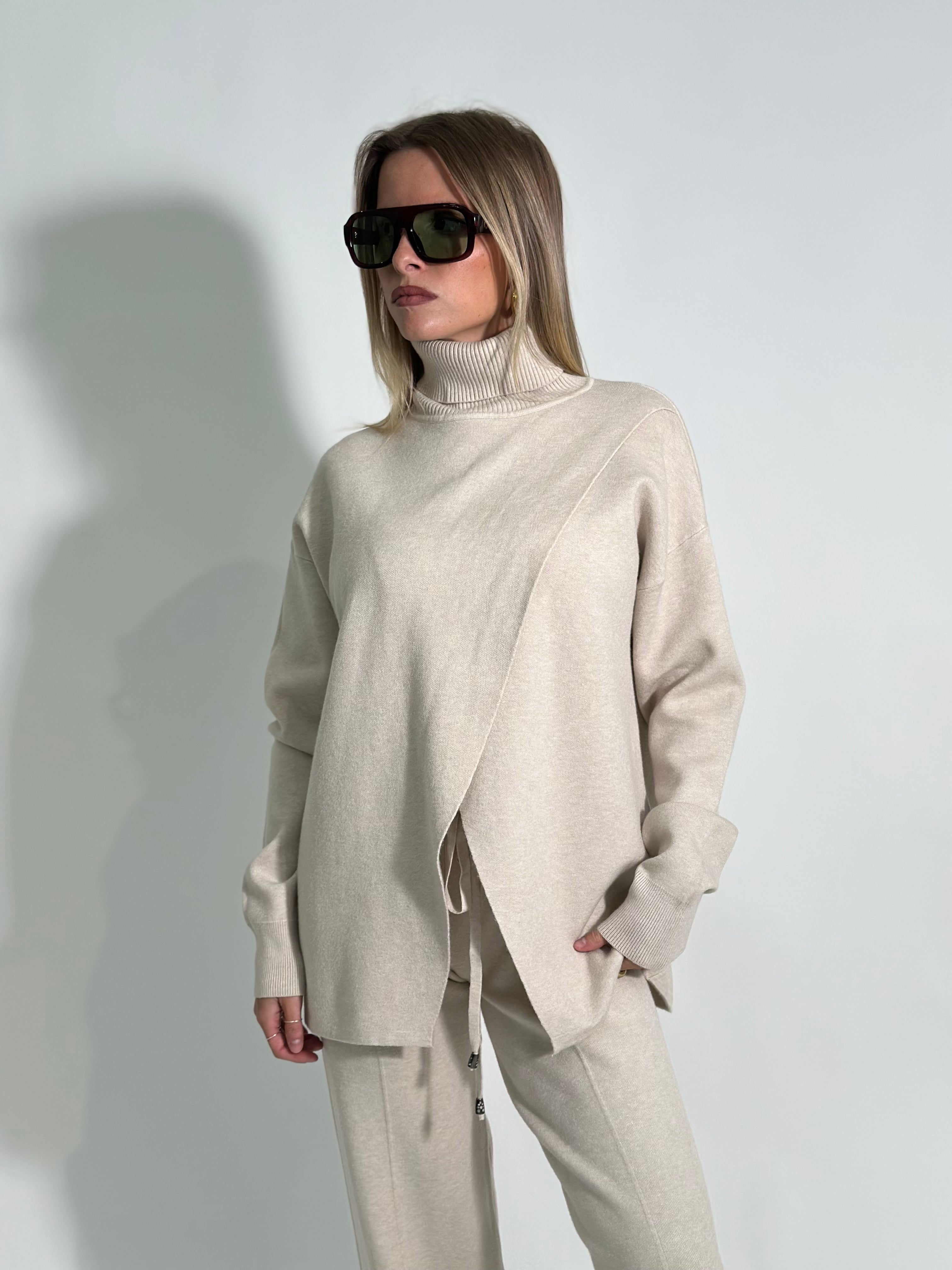 Completo maglia spacco C682A  3+1  OMAGGIO