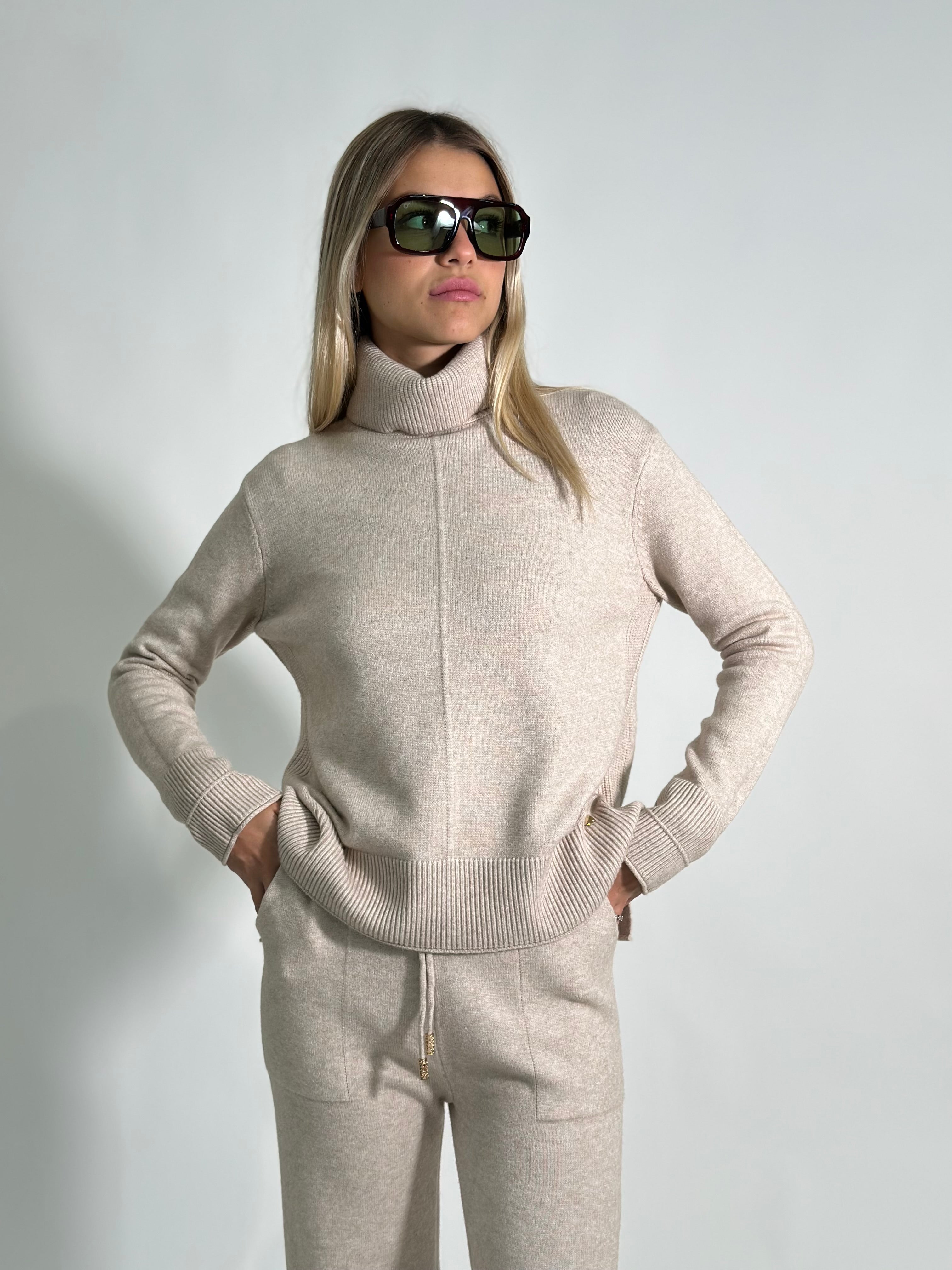 Completo maglia 60663  3+1 OMAGGIO