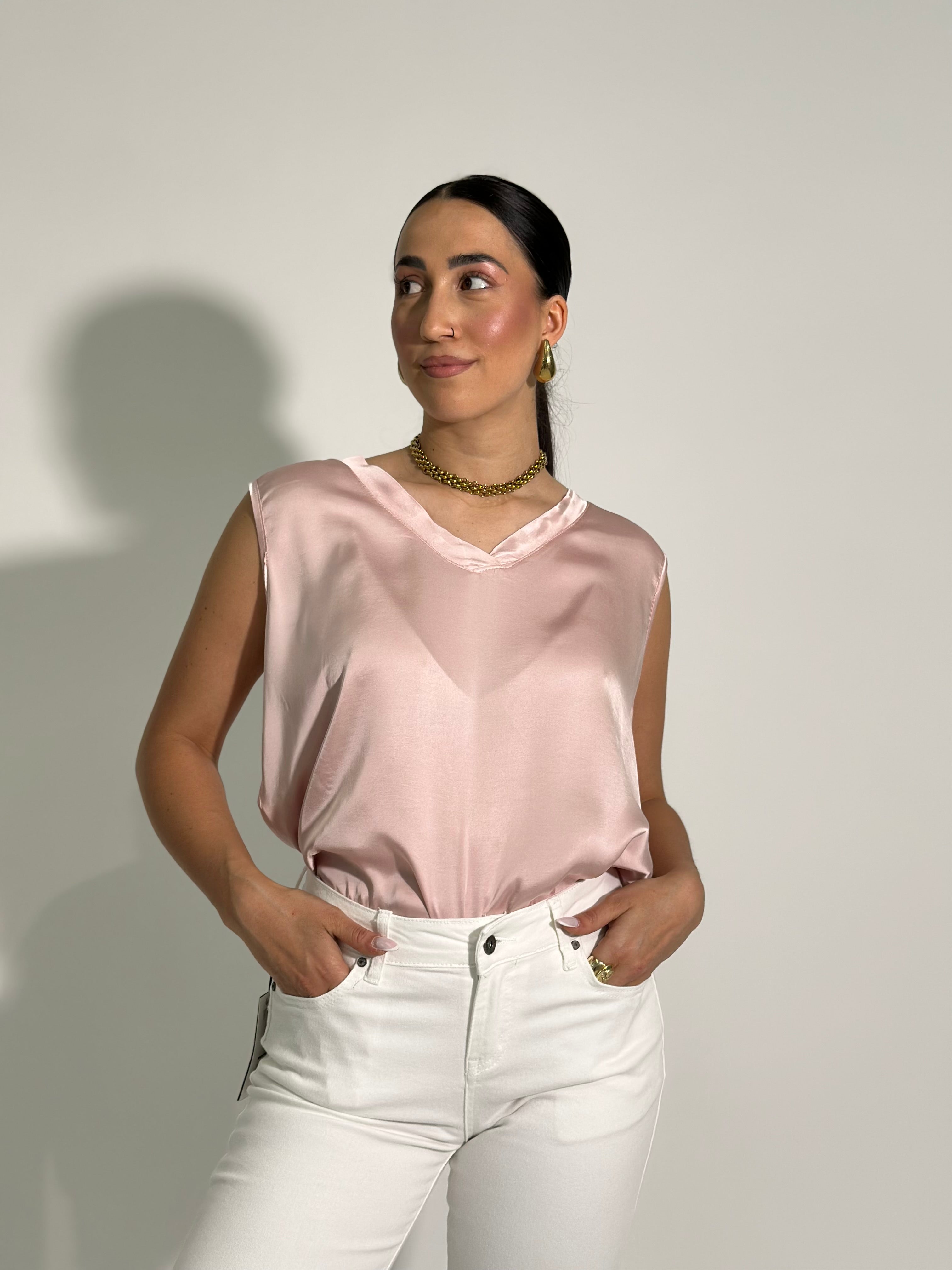 Maglia satin smanicata 10673