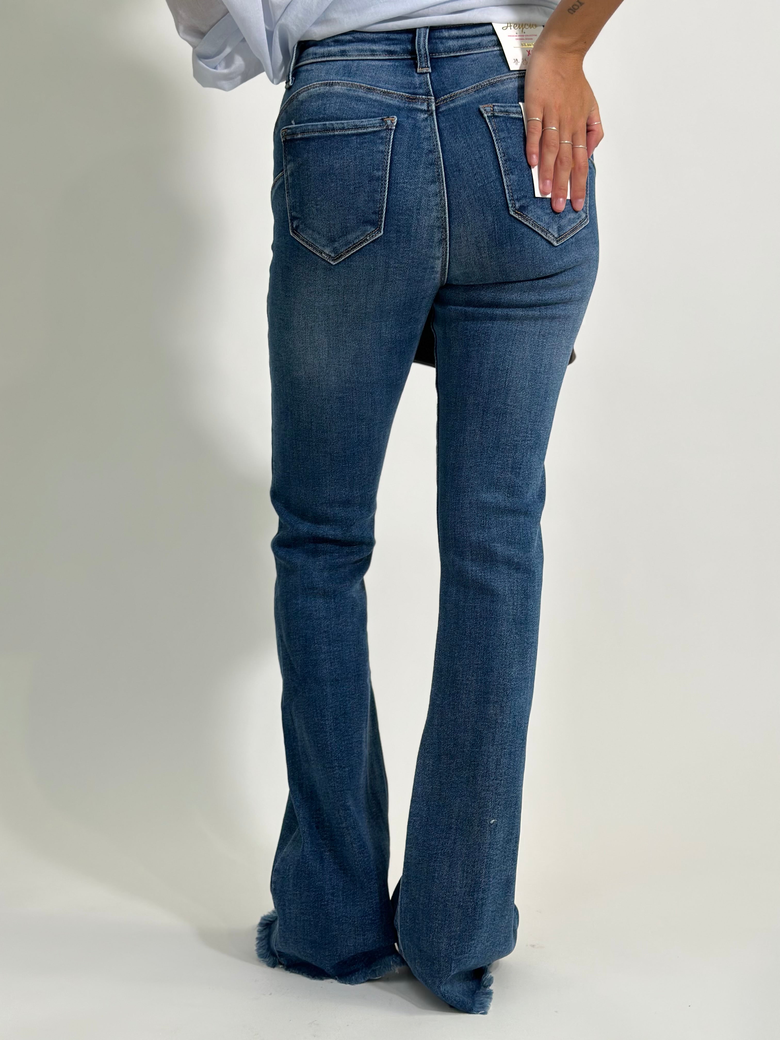 Jeans trombetta push-up L1507